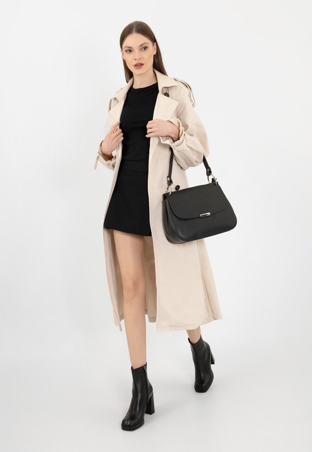 Čierne dámske botky na pevných podpätkoch 55211-51 Widok 1