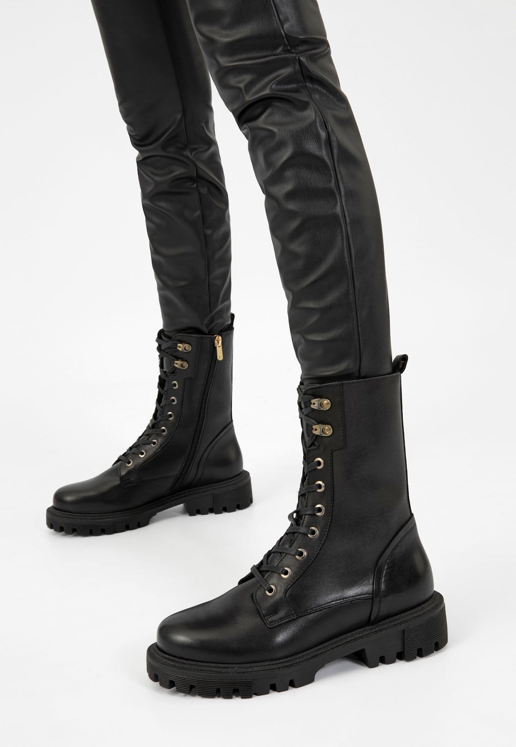 Dámske čierne členkové topánky zateplené pleteninou s kožušinou 64117-51 Widok 7