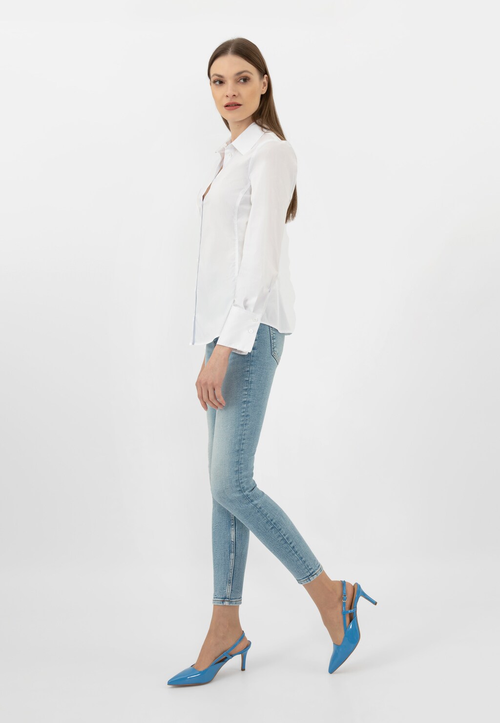 Modré lakované dámske lodičky s remienkom 35127-36 Widok 7