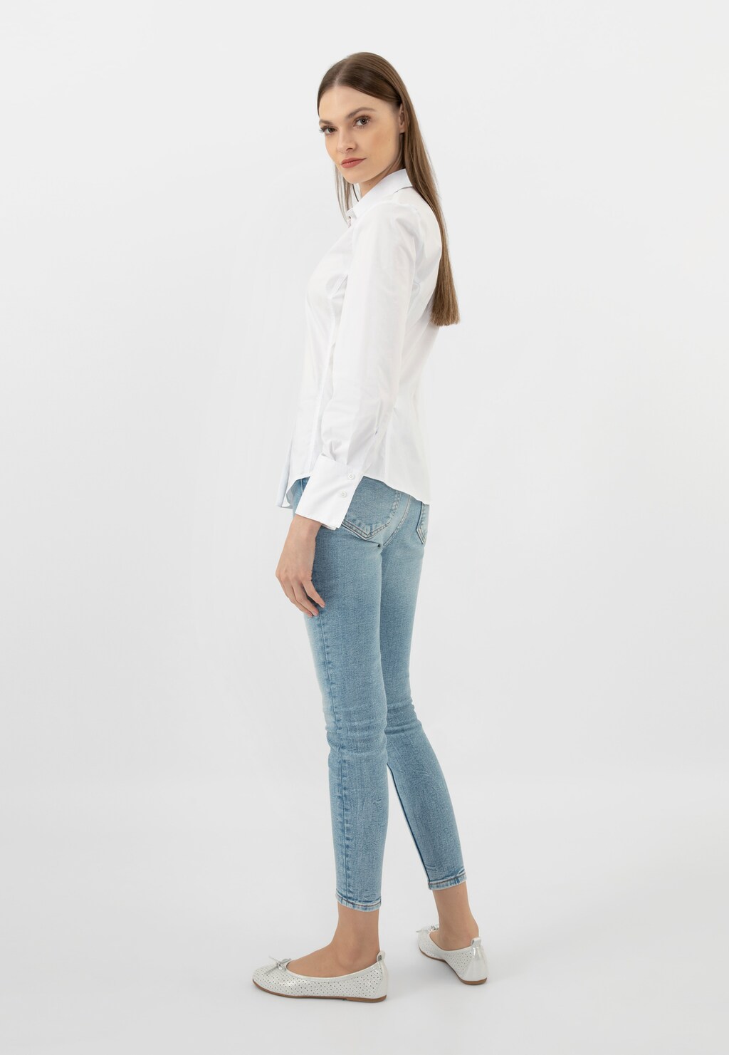 Srebrne baleriny damskie ażurowane 44028-59 Widok 9