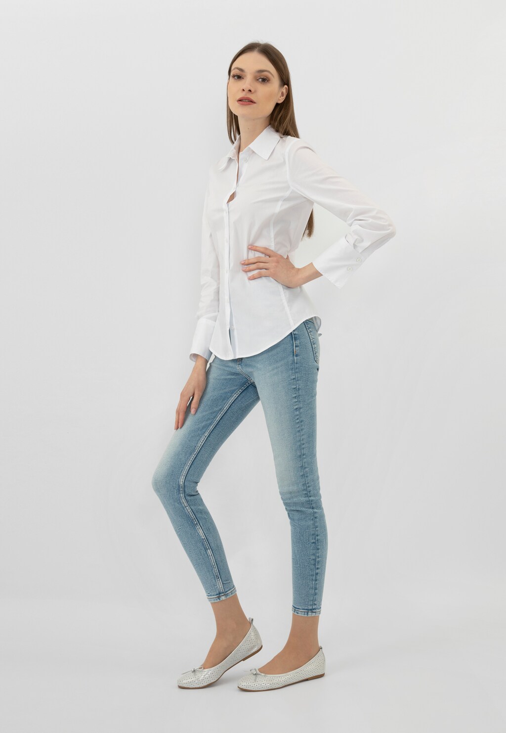 Srebrne baleriny damskie ażurowane 44028-59 Widok 1