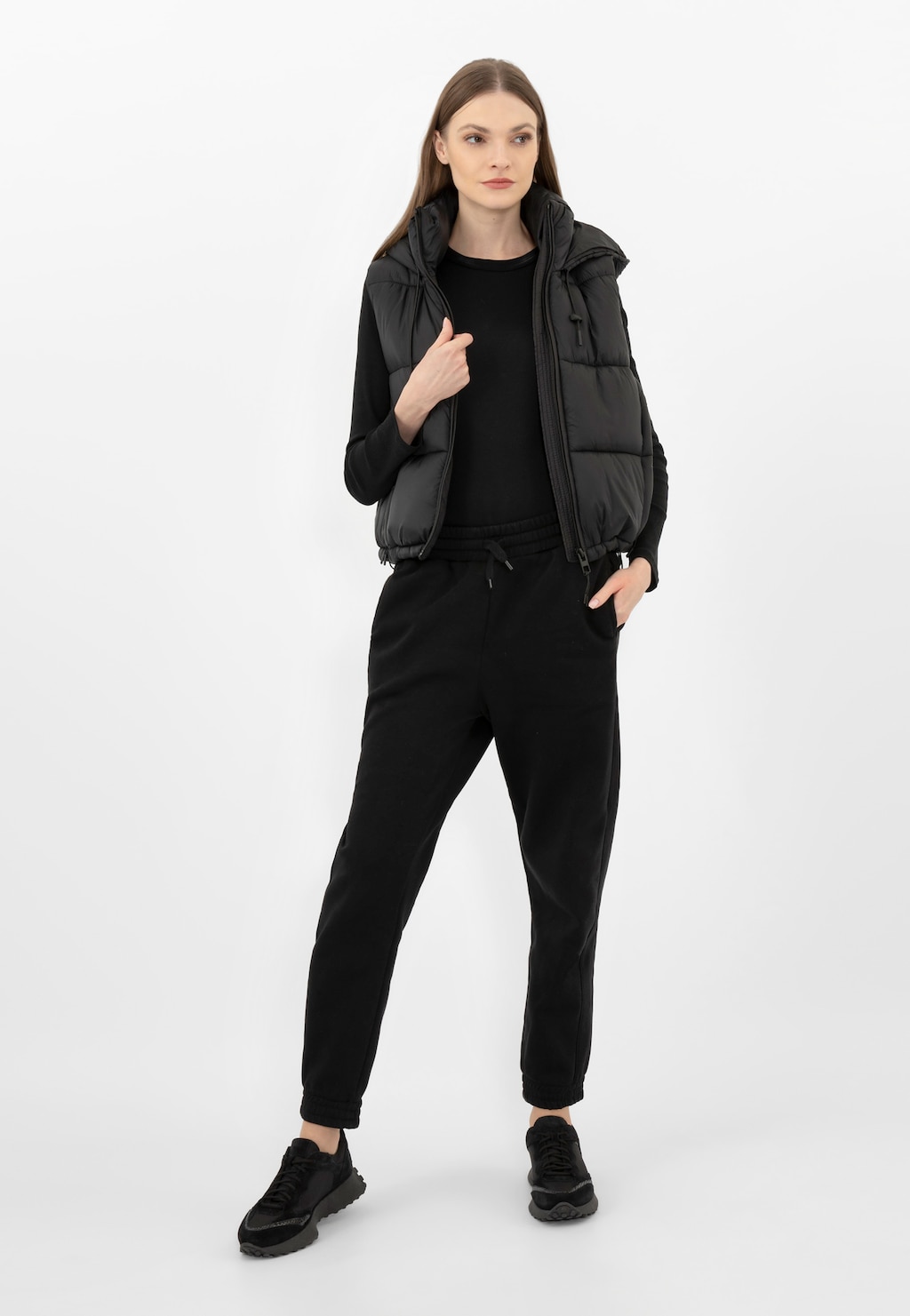 Čierne dámske tenisky so zaujímavou podrážkou 46245-81 Widok 7