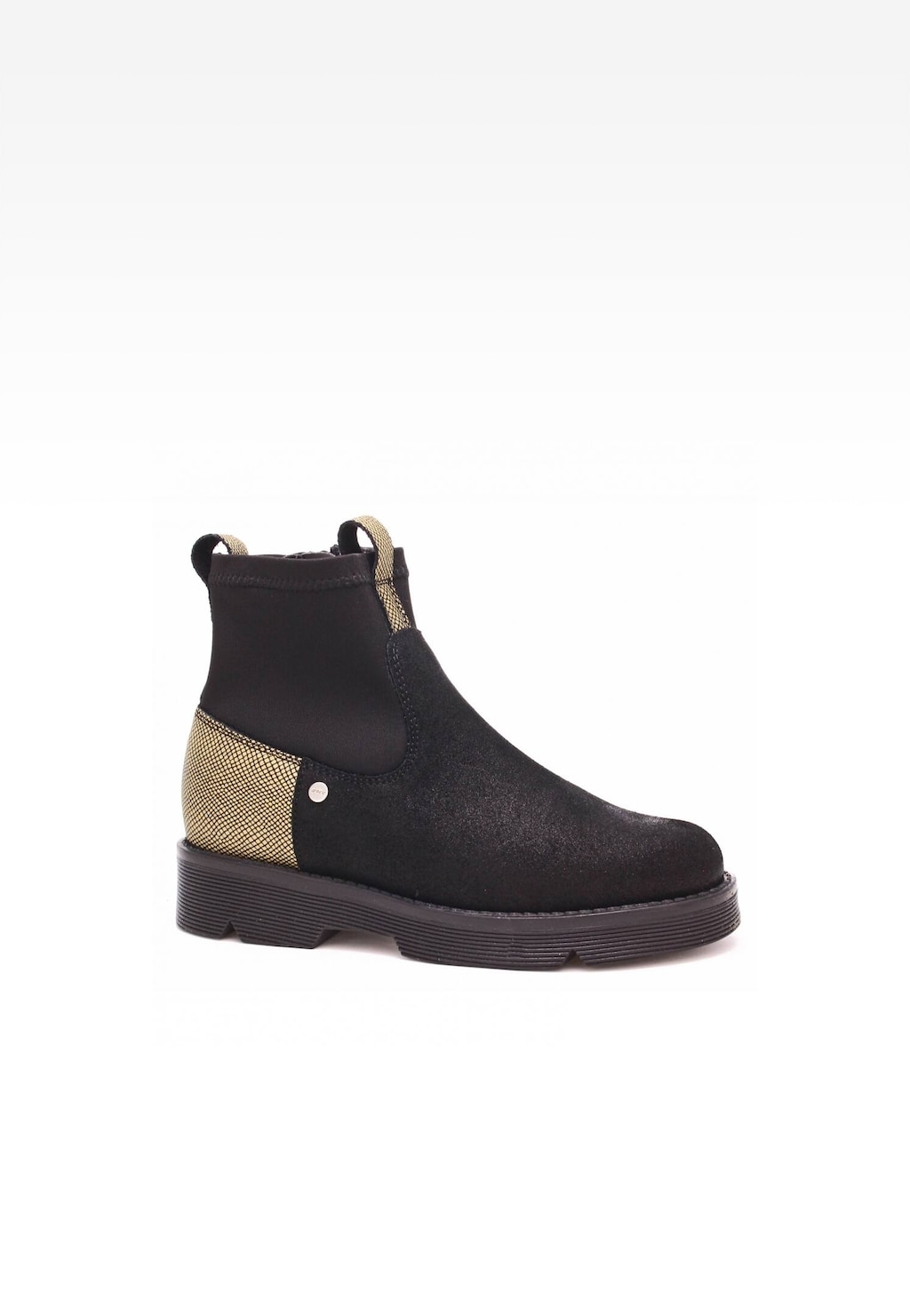 Trzewiki ocieplane Bartek 4334-12RP dla dziewcząt w kolorze czarnym ze złotymi wstawkami na pięcie i z tyłu. Buty posiadają charakterystyczną grubą podeszwę i zamszową teksturę.