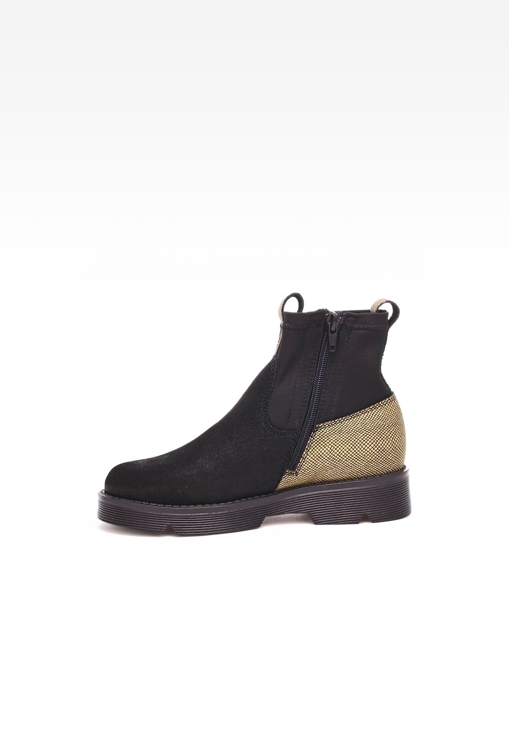 Czarno-złote trzewiki ocieplane BARTEK 4334-12RP dla dziewcząt z zamkiem błyskawicznym z boku, ozdobną złotą wstawką z tyłu i grubą podeszwą.