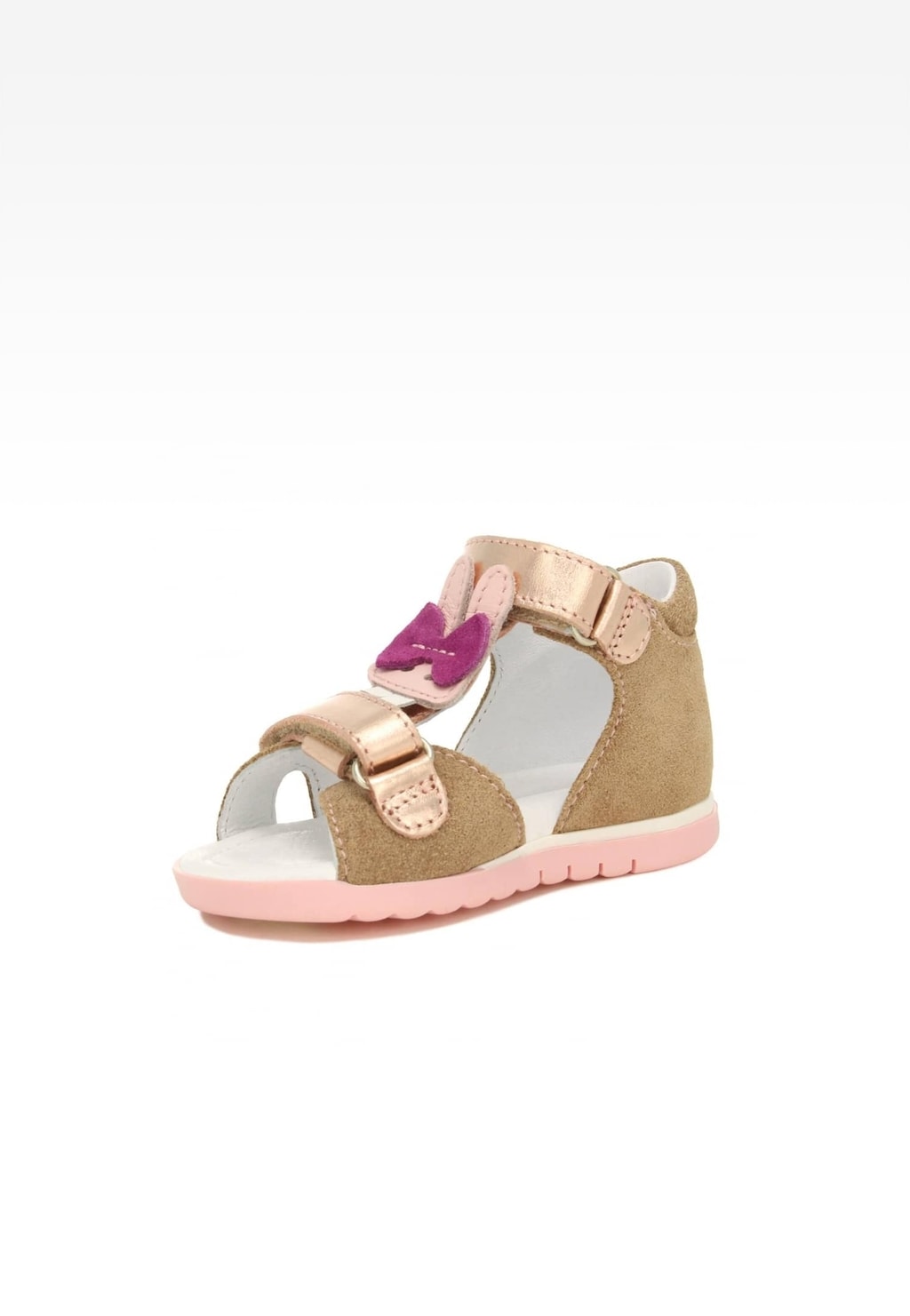 Dziewczęce sandały BARTEK 11414010 w beżowo-złotym kolorze z różową podeszwą i uroczą różową aplikacją króliczka. Buty zapinane na dwa regulowane rzepy.
