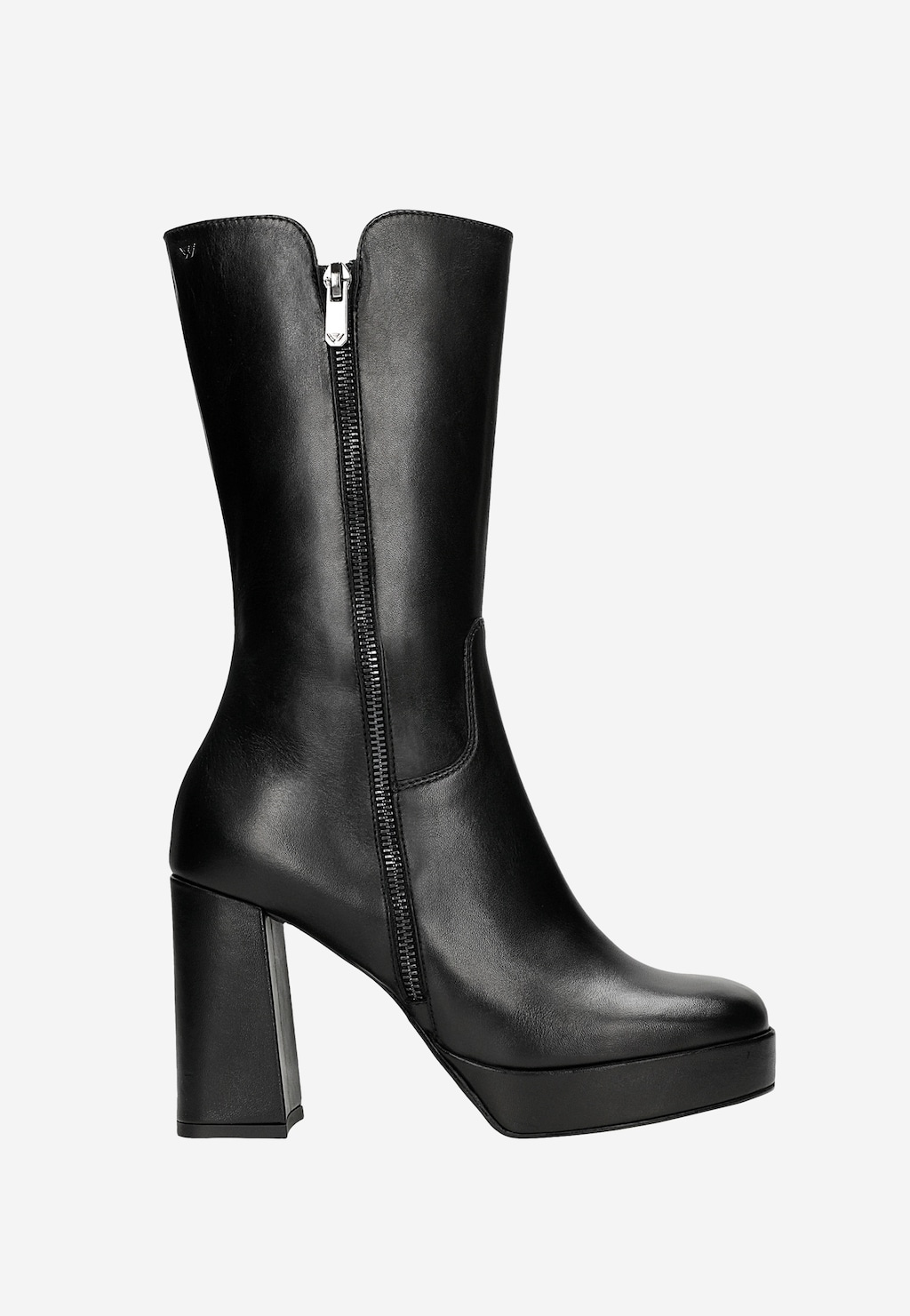 Czarne botki damskie Wojas model 55215-51 z bocznym zamkiem błyskawicznym, na wysokim kwadratowym obcasie i platformie, wykonane z eleganckiej skóry.