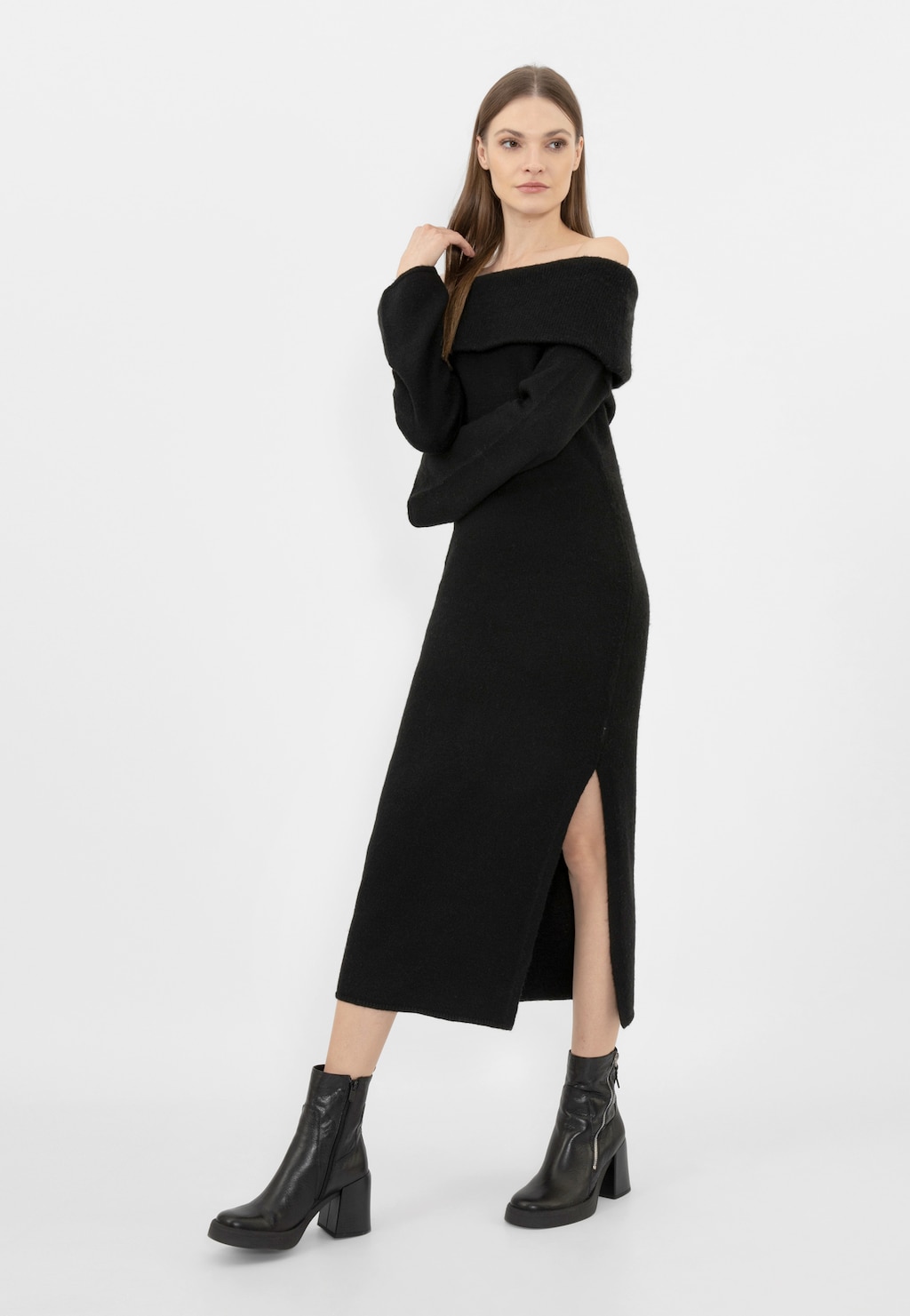 Čierne dámske členkové topánky so zipsom na holeni 55224-51 Widok 9