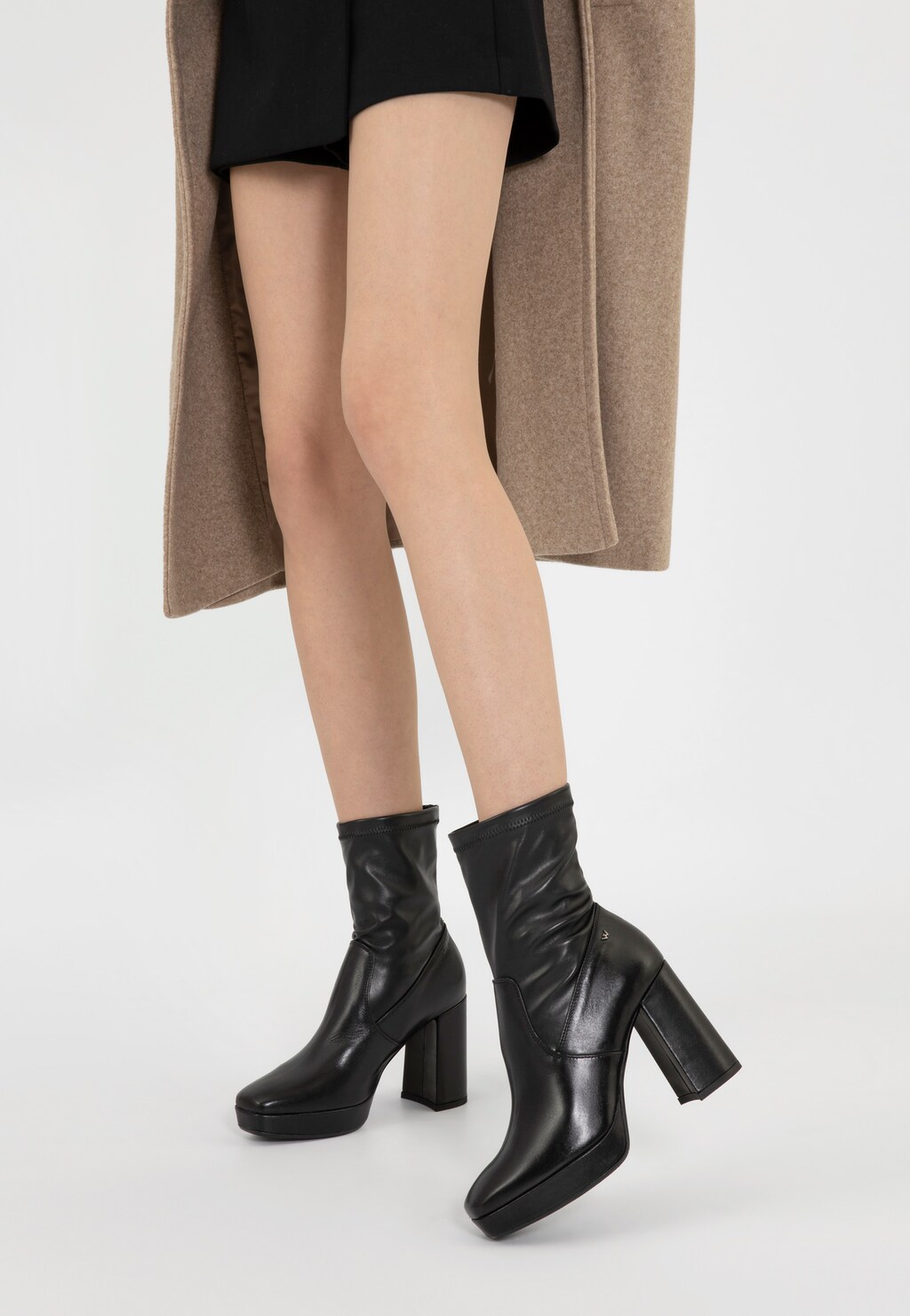 Extravagancia v každom počasí s koženými členkovými čižmami 55024-81 Widok 7