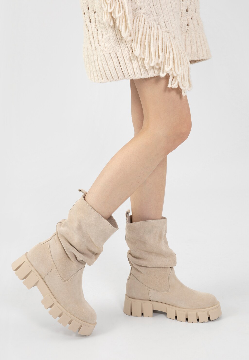 Ocieplane botki damskie w kolorze beżowym 55135-64 Widok 9