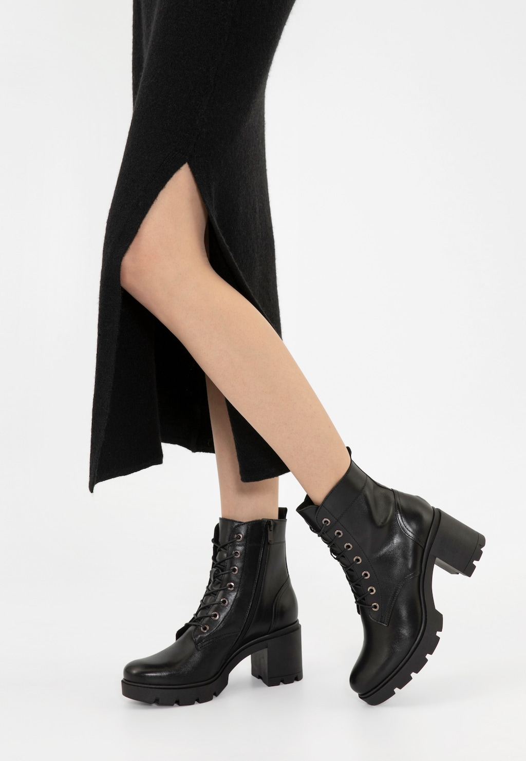 Čierne zateplené dámske členkové topánky na stĺpiku 64060-51 Widok 8