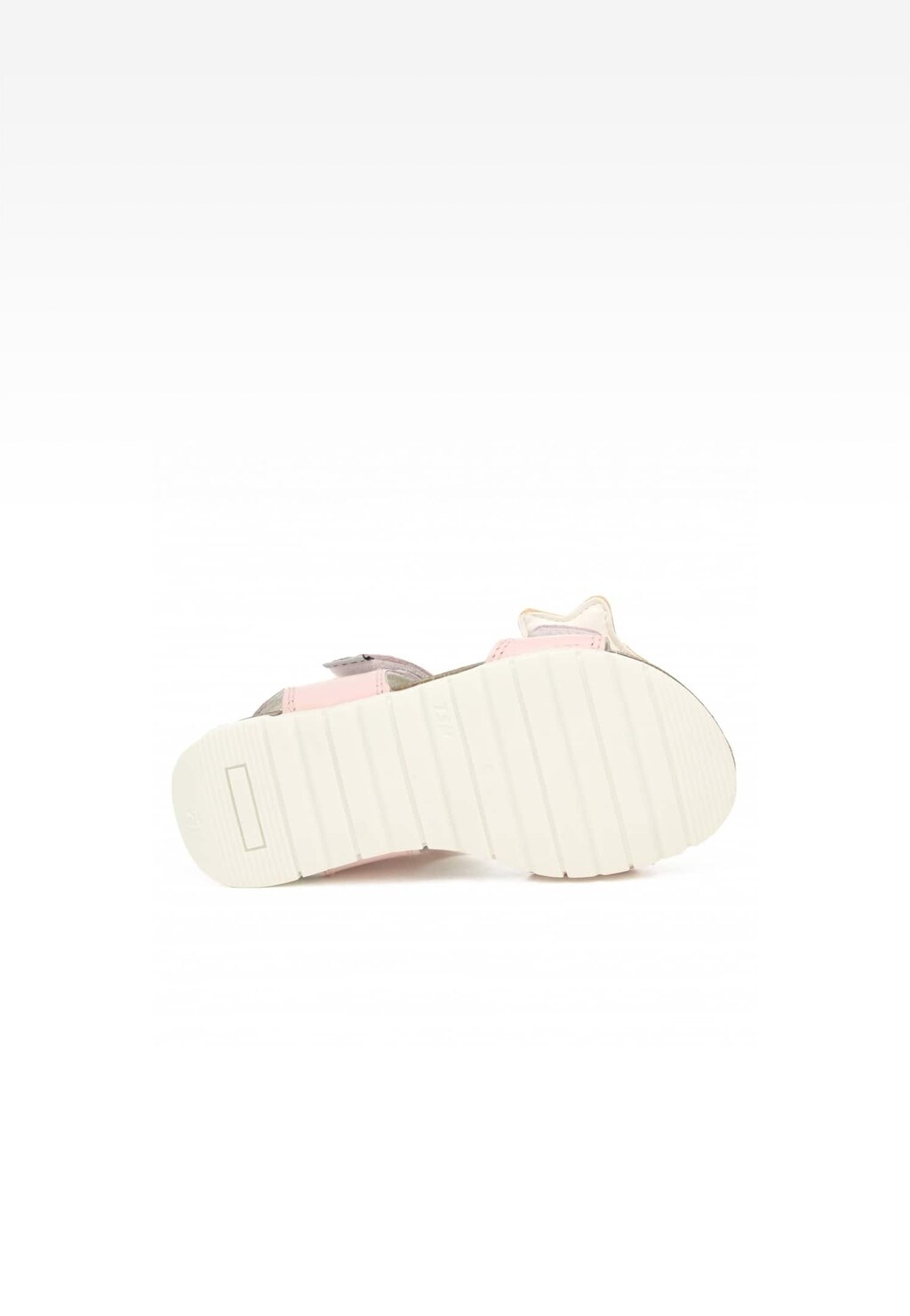 Różowe sandały dziecięce Bartek 16183023 dla dziewczynki z widoczną białą podeszwą o wyraźnym bieżniku, widok od spodu obuwia.