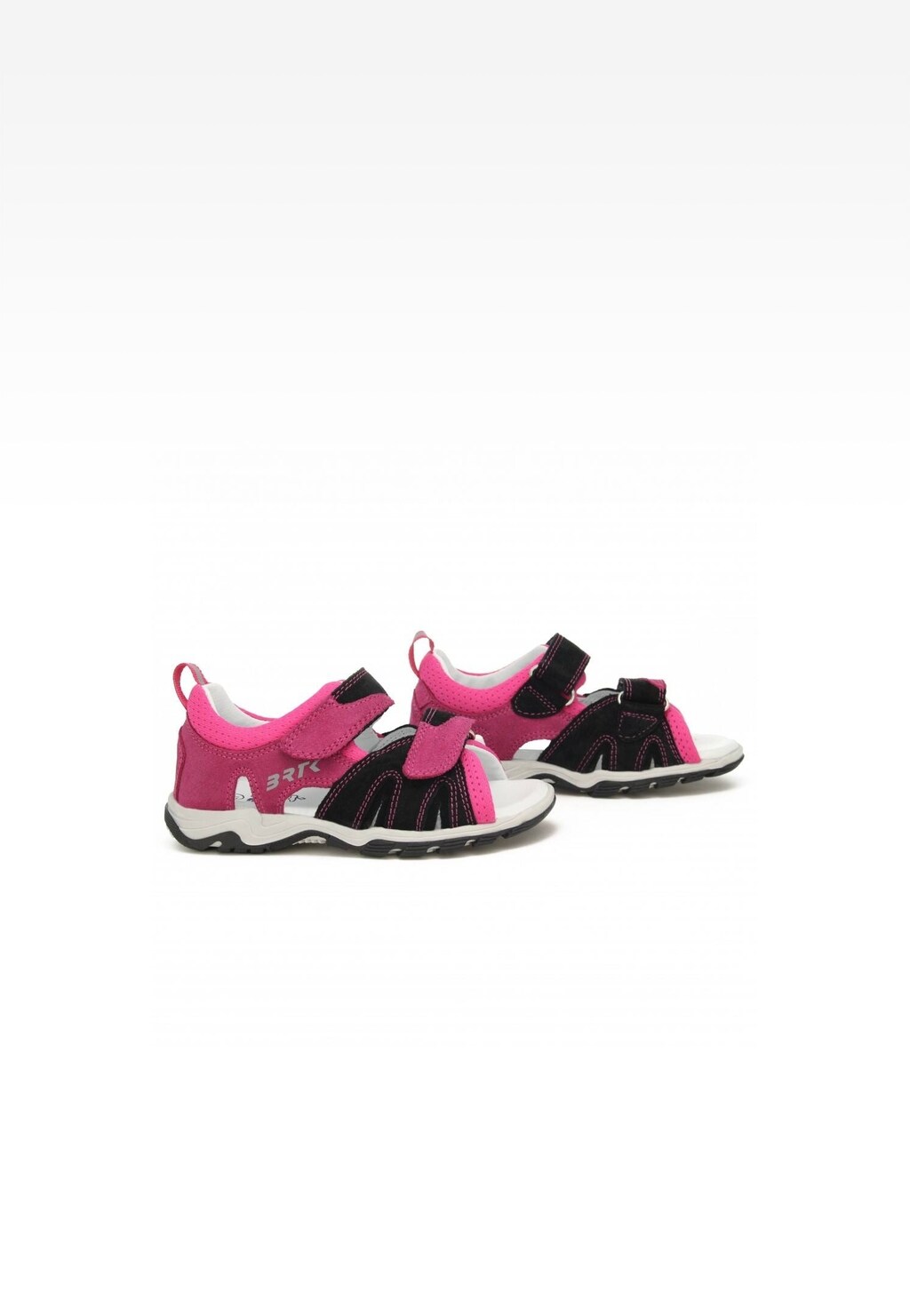 Różowo-czarne sandały dziewczęce Bartek 019187-009 II z rzepami, pokazane z boku. Sportowy model z zamkniętymi palcami i kontrastowymi przeszyciami.