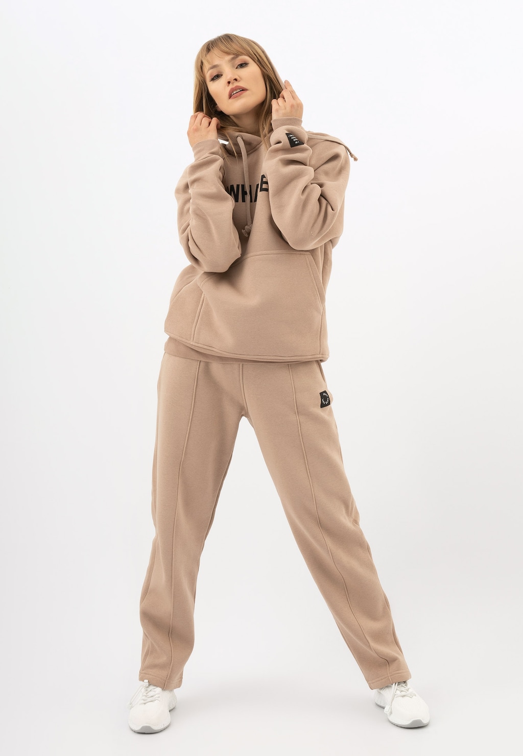 Béžové dámske nohavice na doma aj na výlety R98013-14 Widok 5