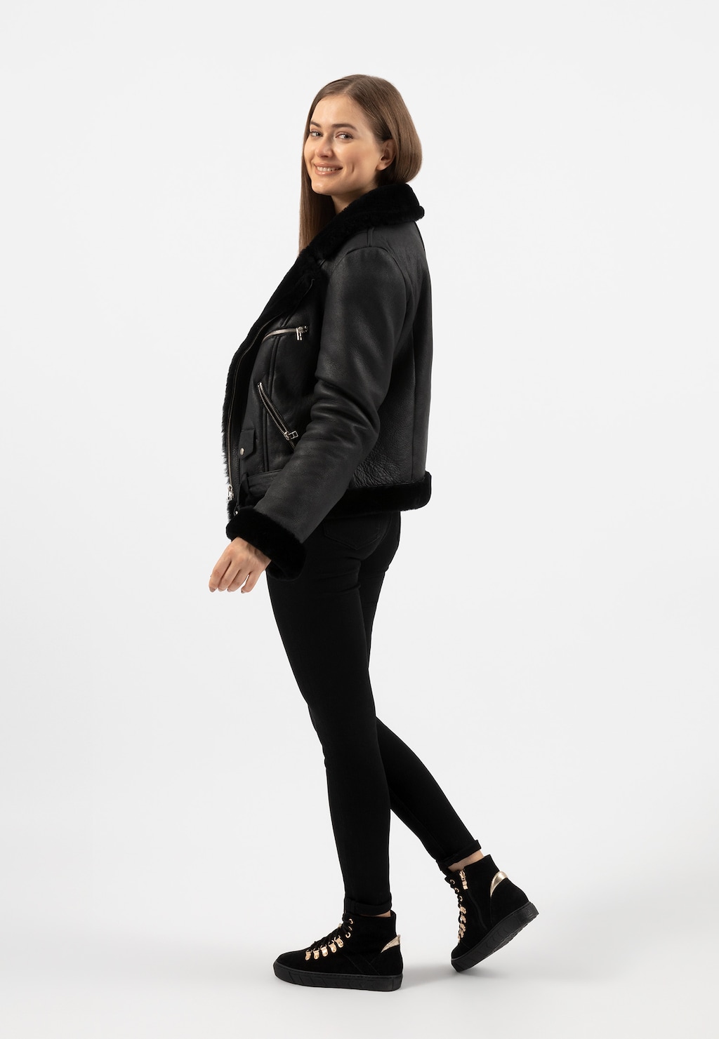 RELAKS czarny skórzany kożuch damski zimowy R99013-51 Widok 4