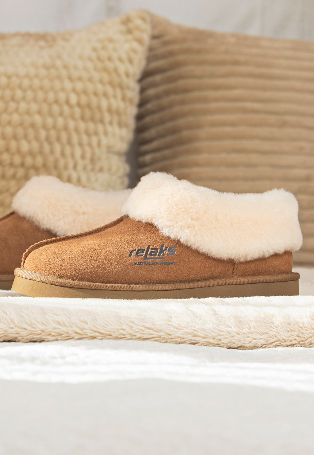 Jasnobrązowe kapcie RELAKS z wełny z merynosa 34000-64 Widok 8
