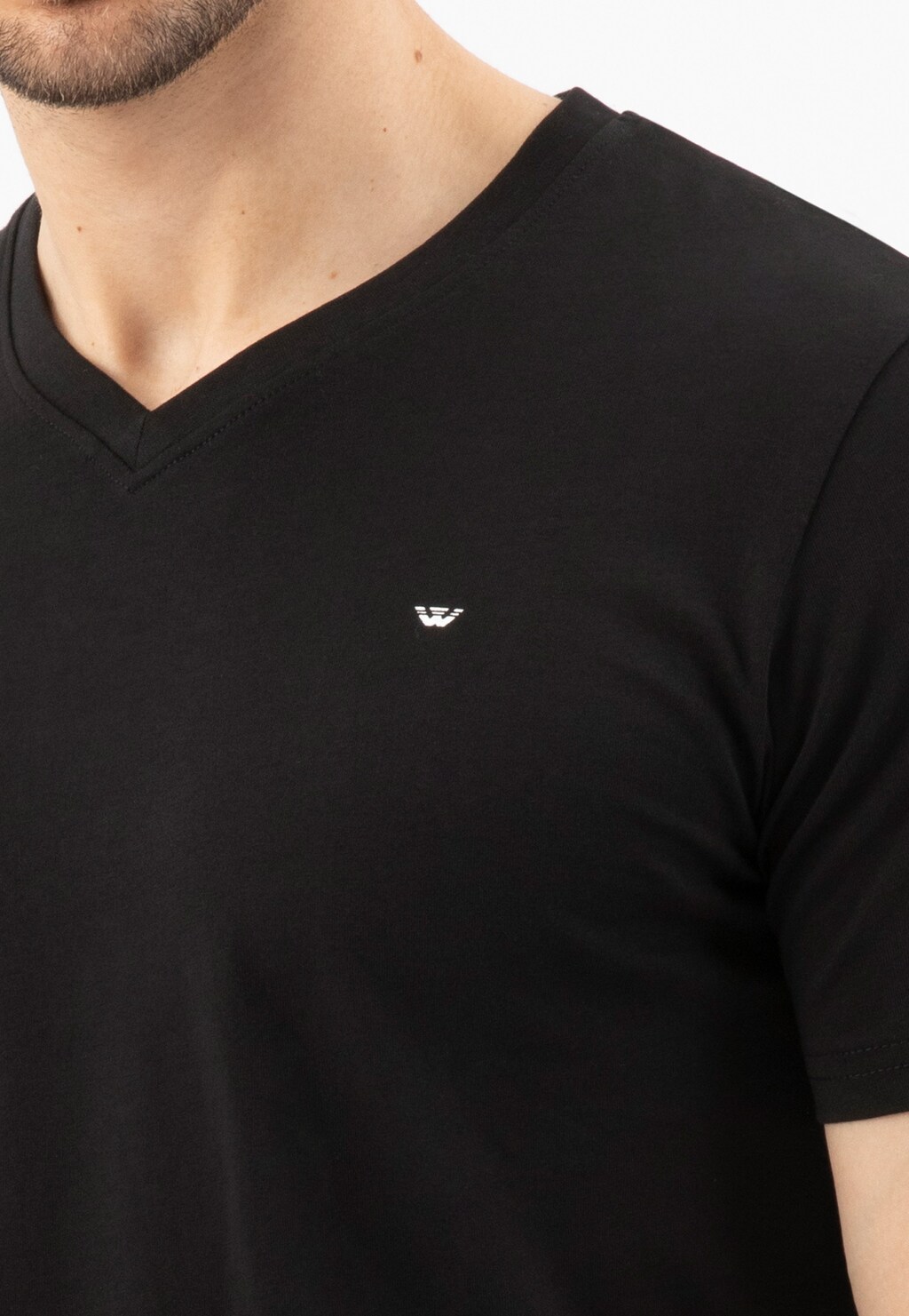 Czarna koszulka męska z dekoltem w serek 98012-81 Widok 4