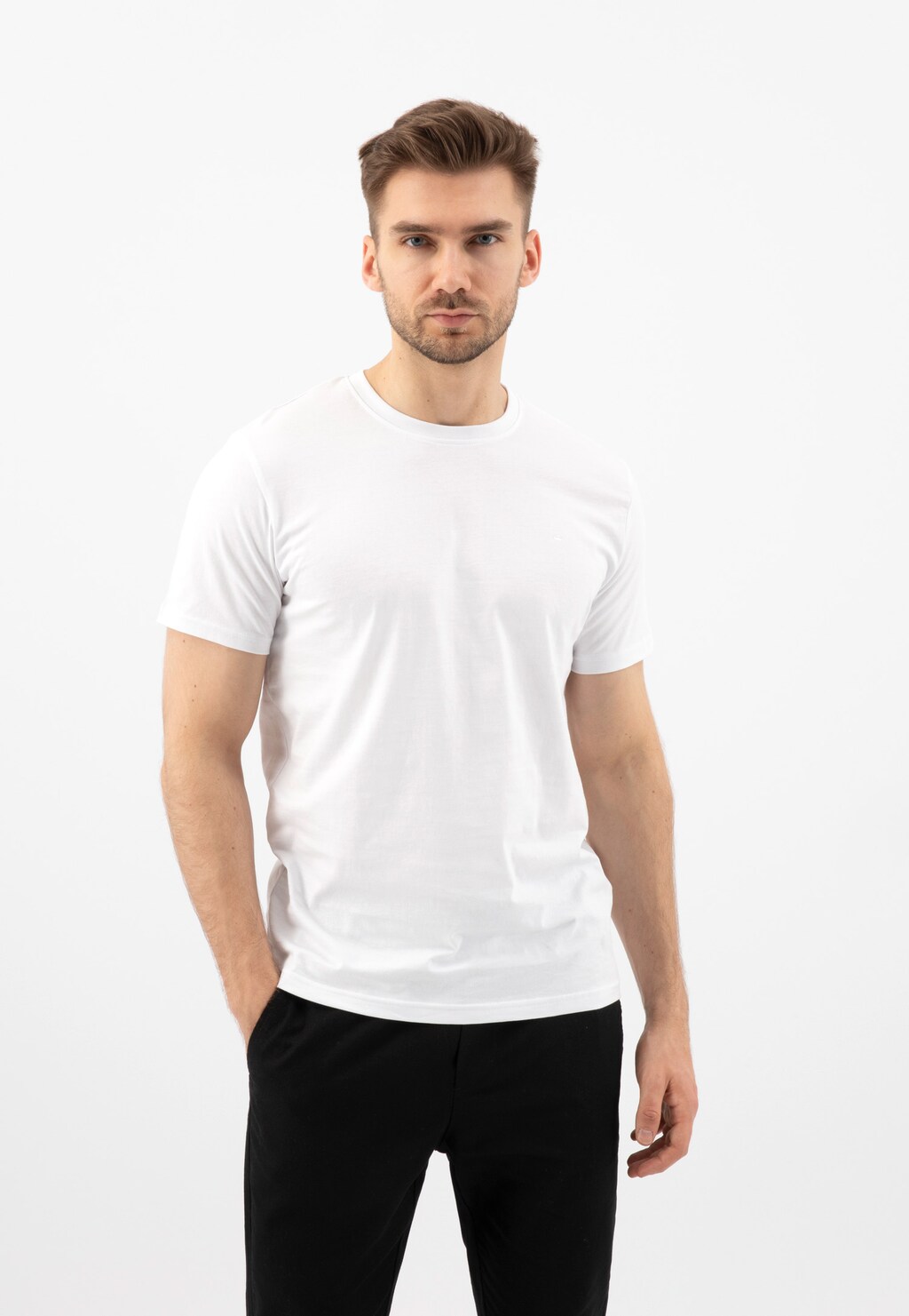 Biała bawełniana koszulka męska basic  98011-89 Widok 2