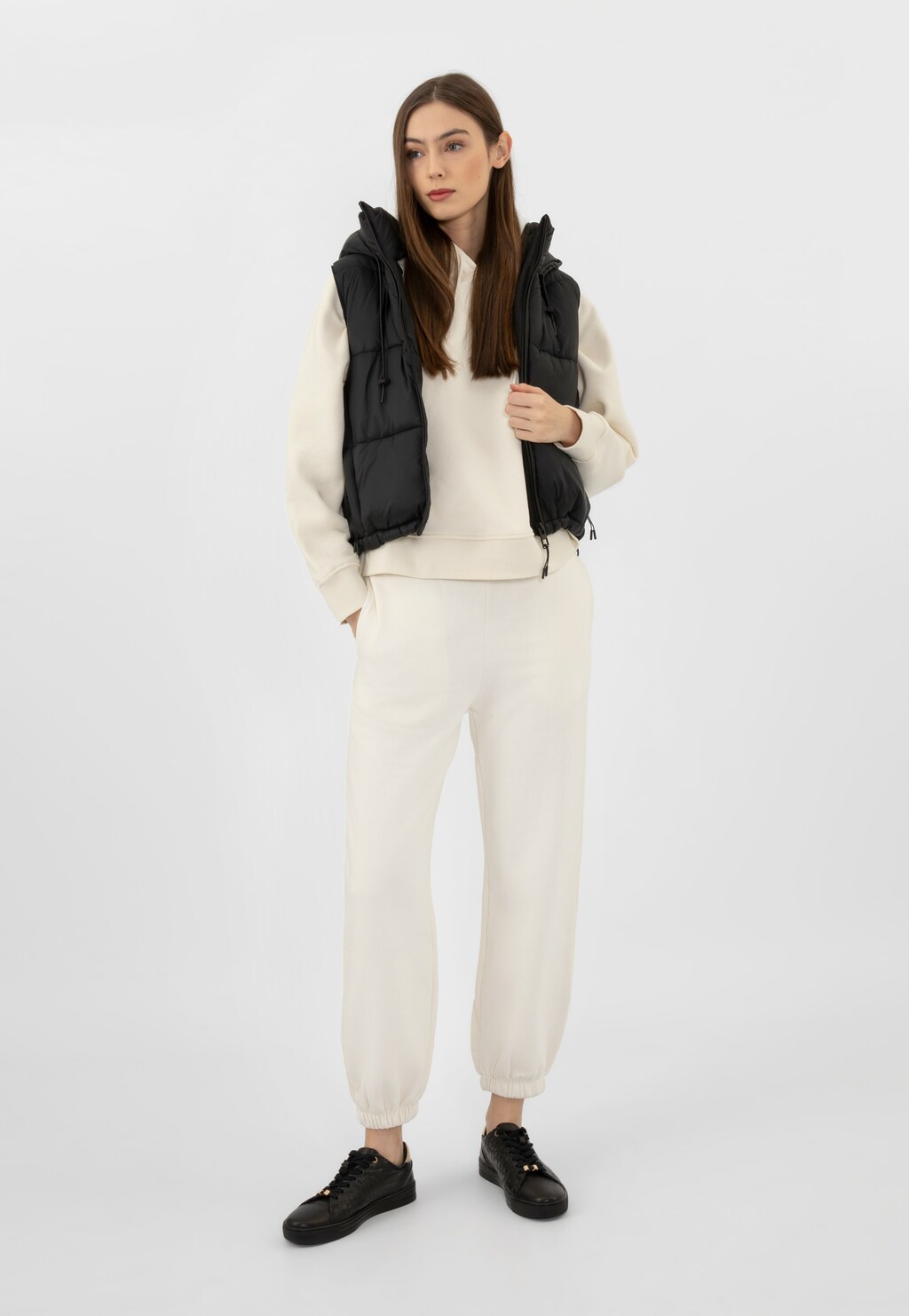 Kožené dámske sneakersy s originálnym dizajnom 46086-51 Widok 7