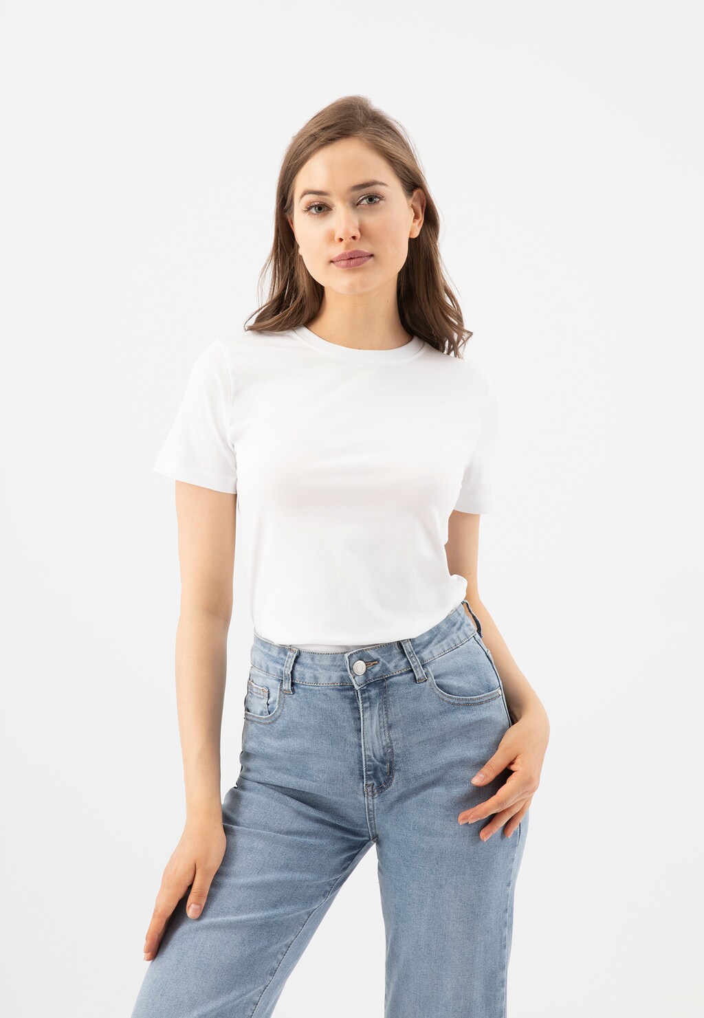 Biała bawełniana koszulka z okrągłym dekoltem 98013-89 Widok 3