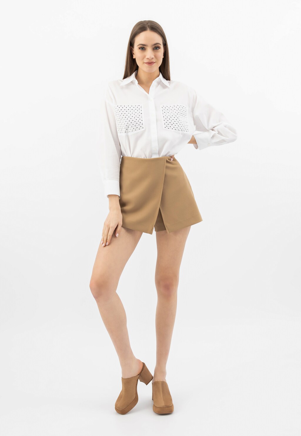 Beżowe klapki damskie na obcasie 74102-64 Widok 1