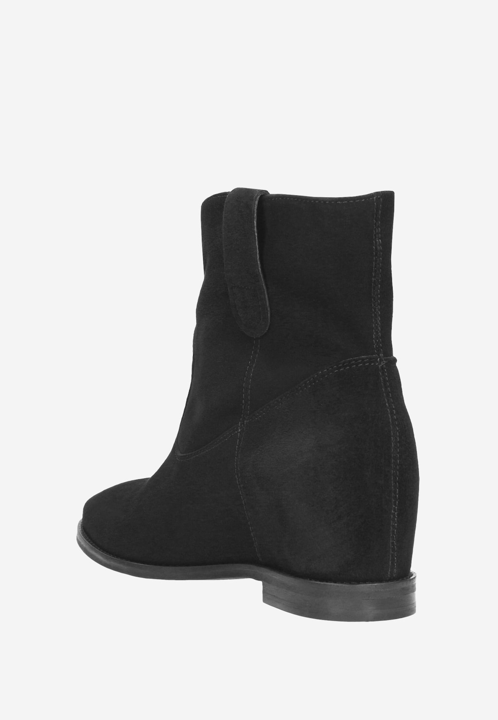 Czarne welurowe botki Wojas model 9521-61 z ukrytą koturną, widok z tyłu ukazujący elegancki profil, ozdobne przeszycia i charakterystyczną podeszwę.