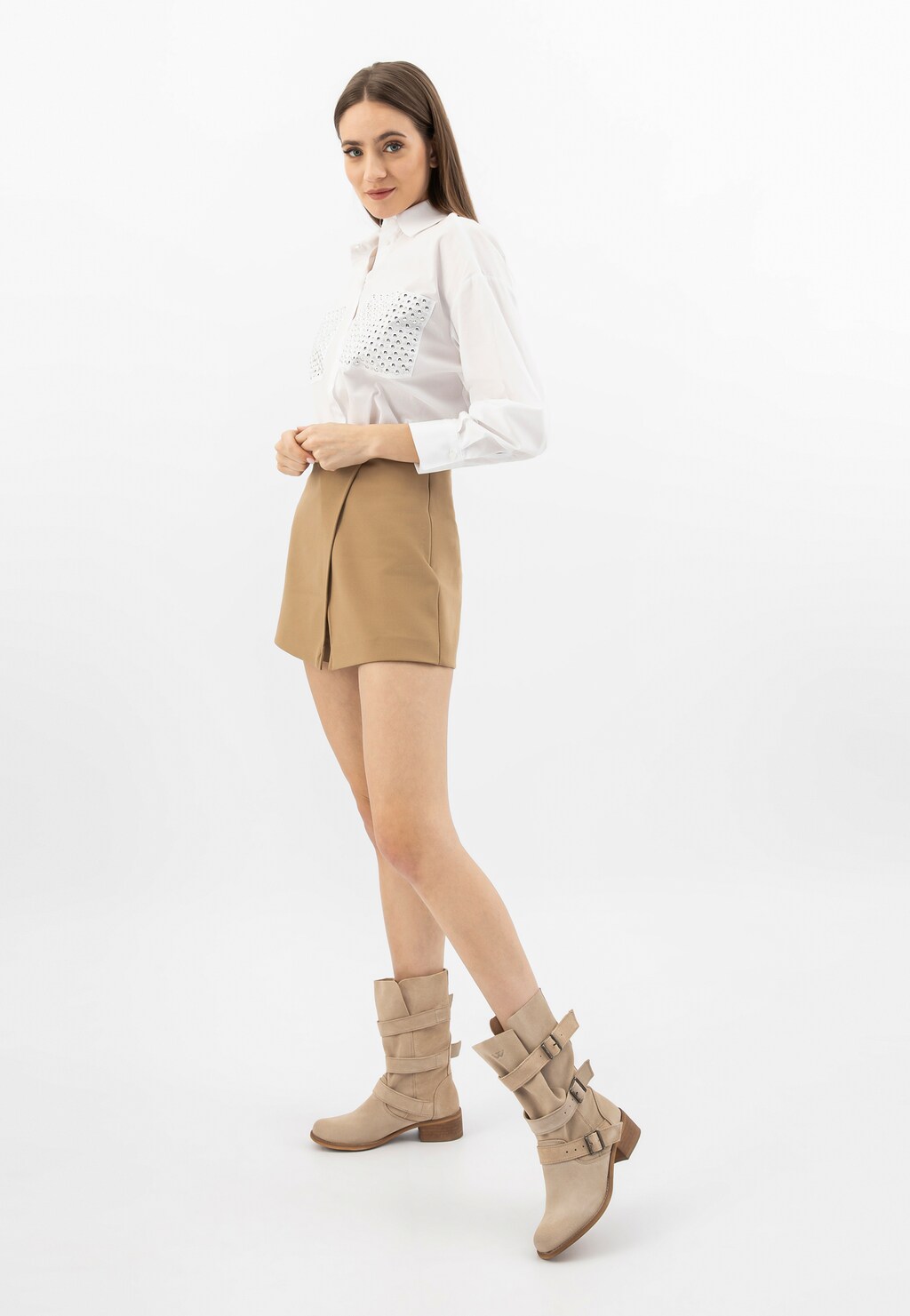 Nízke čižmy z velúrovej kože ideálne na každodenné nosenie 55037-64 Widok 1