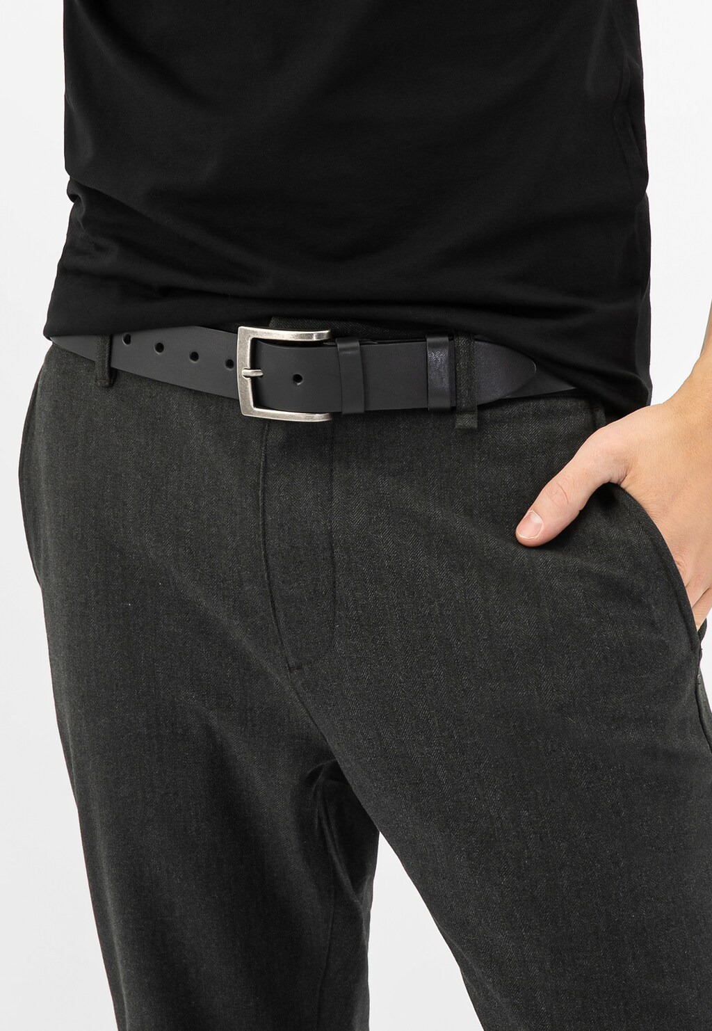 Černý kožený pánský pásek se stříbrnou sponou 93076-51 Widok 1