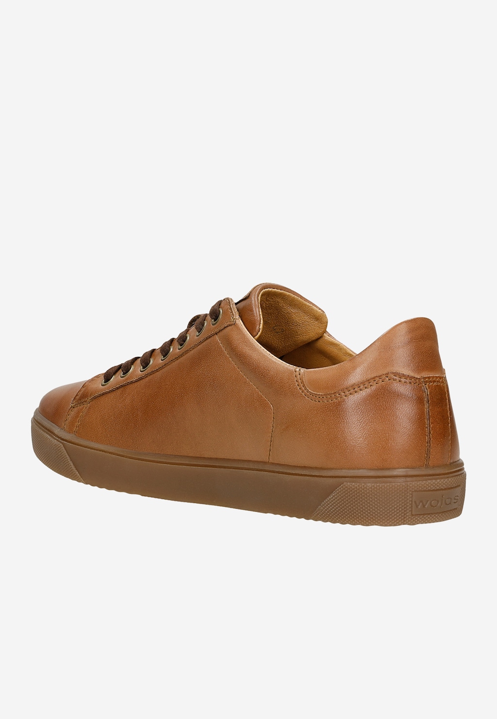 Jasnobrązowe trampki męskie Wojas 10170-53 ze skóry licowej, widok z boku. Elegancki, minimalistyczny design z gumową podeszwą i charakterystycznym logo marki na pięcie.