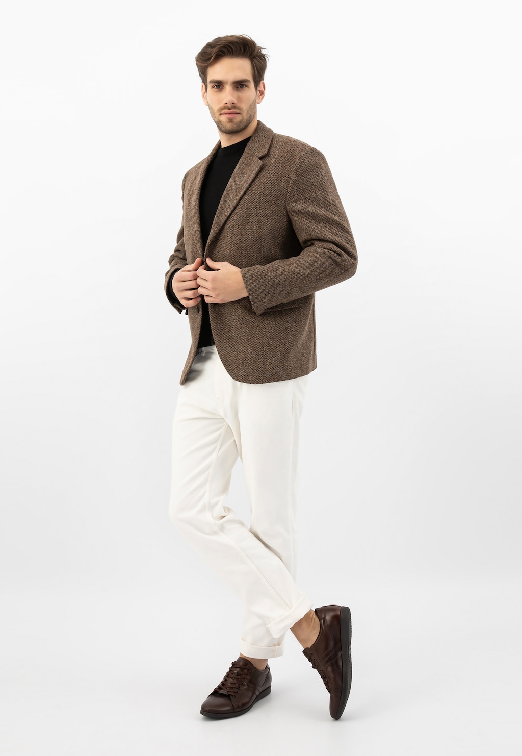 Hnědé kožené tenisky pánské v elegantním stylu 8075-52 Widok 9