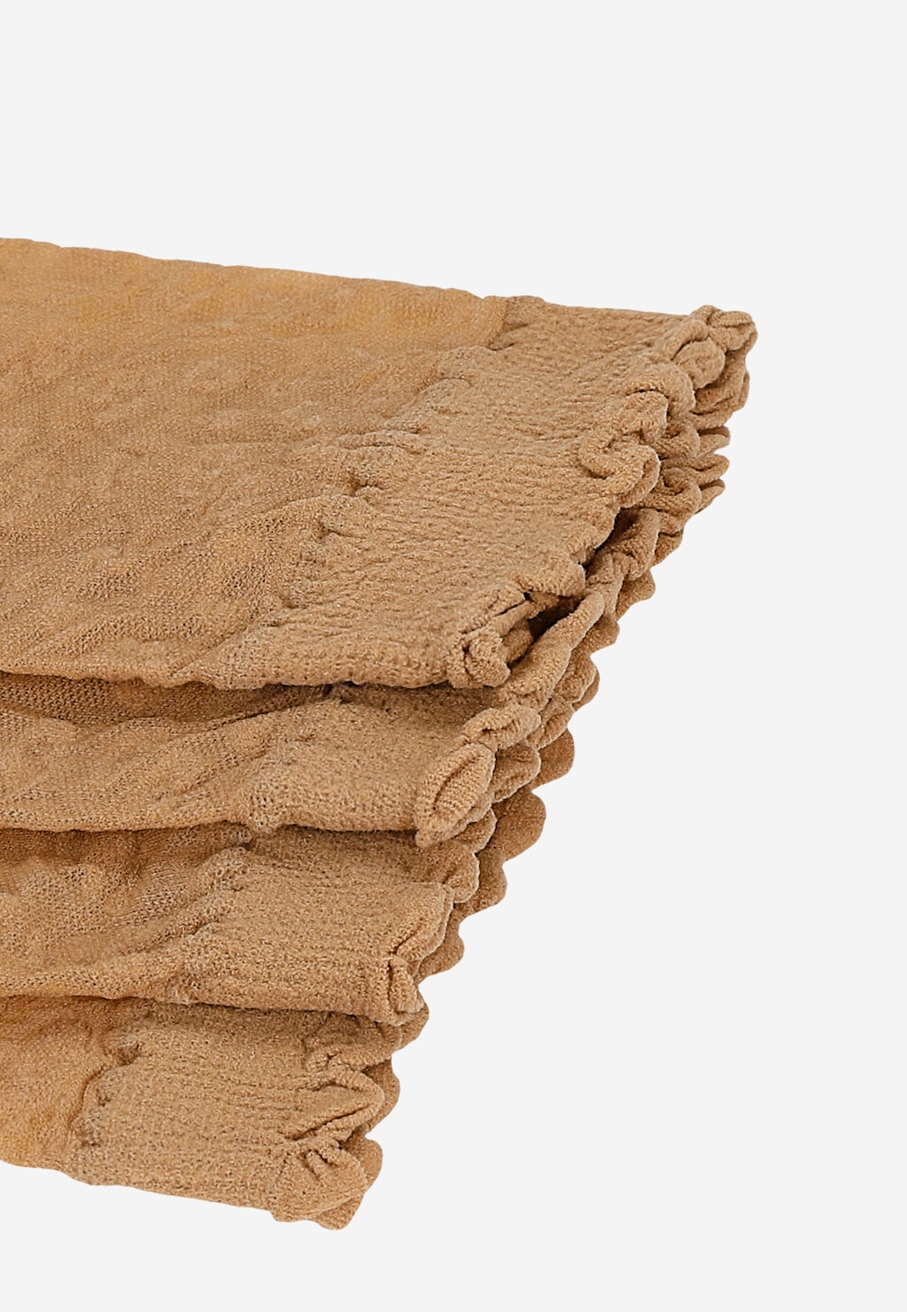 Dwupak beżowych stopek rajstopowych Wojas 20den model 97086-84 w cętki, widok z bliska na wykończenia brzegów z falbankami i delikatną teksturą materiału.