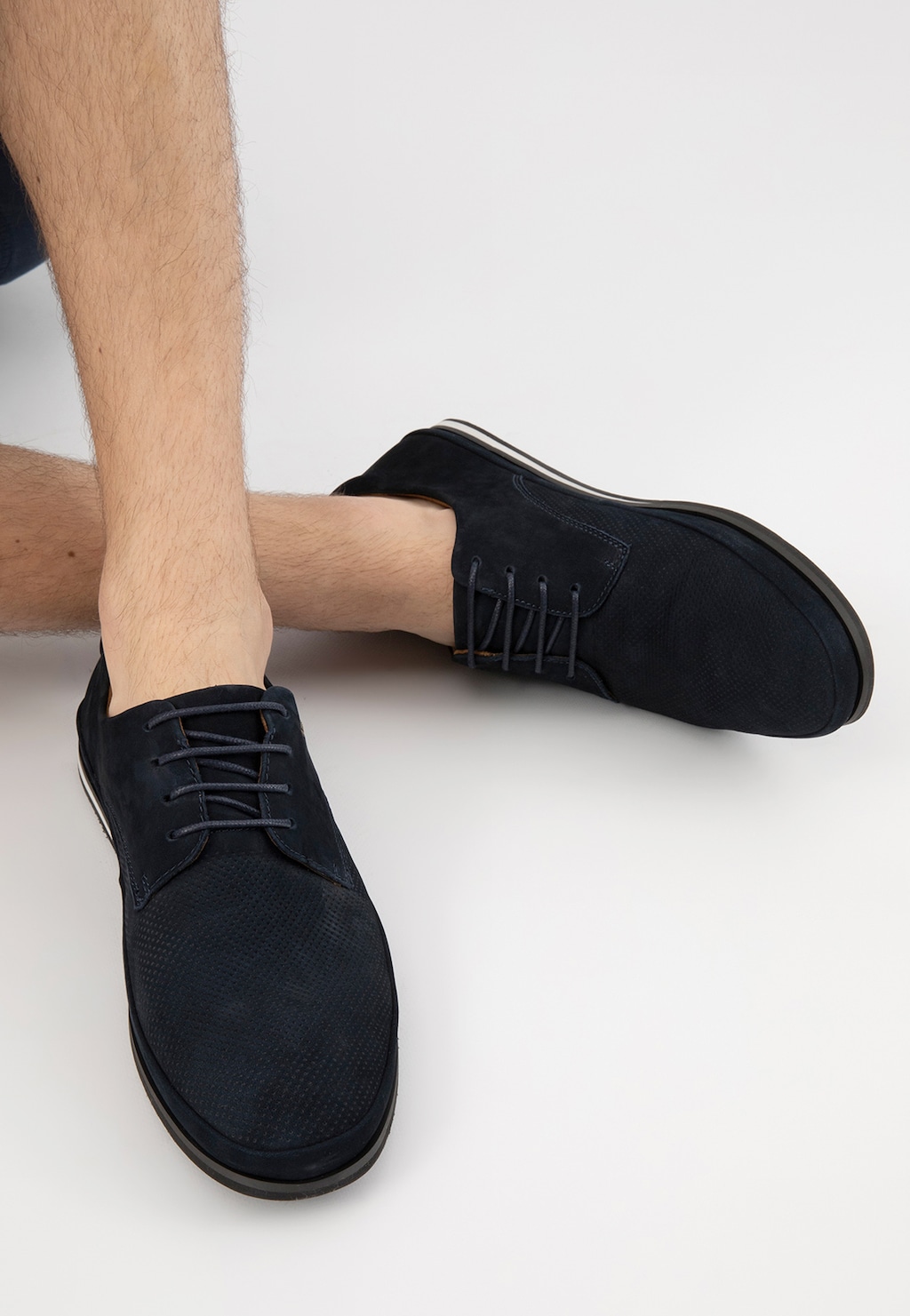 Klasické granátové pánské kožené boty z nubuku 10112-26 Widok 7