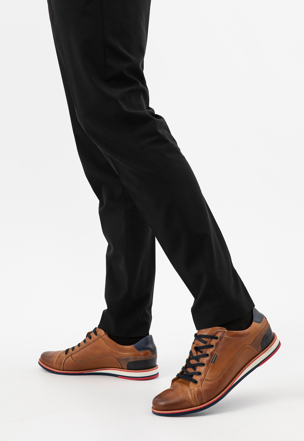 Neutrálne pánske tenisky hnedej farby na bežné nosenie 10023-53 Widok 8