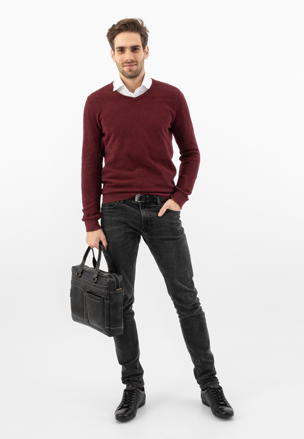 Czarna skórzana torba męska z dodatkowymi zewnętrznymi kieszeniami 80141-51 Widok 9