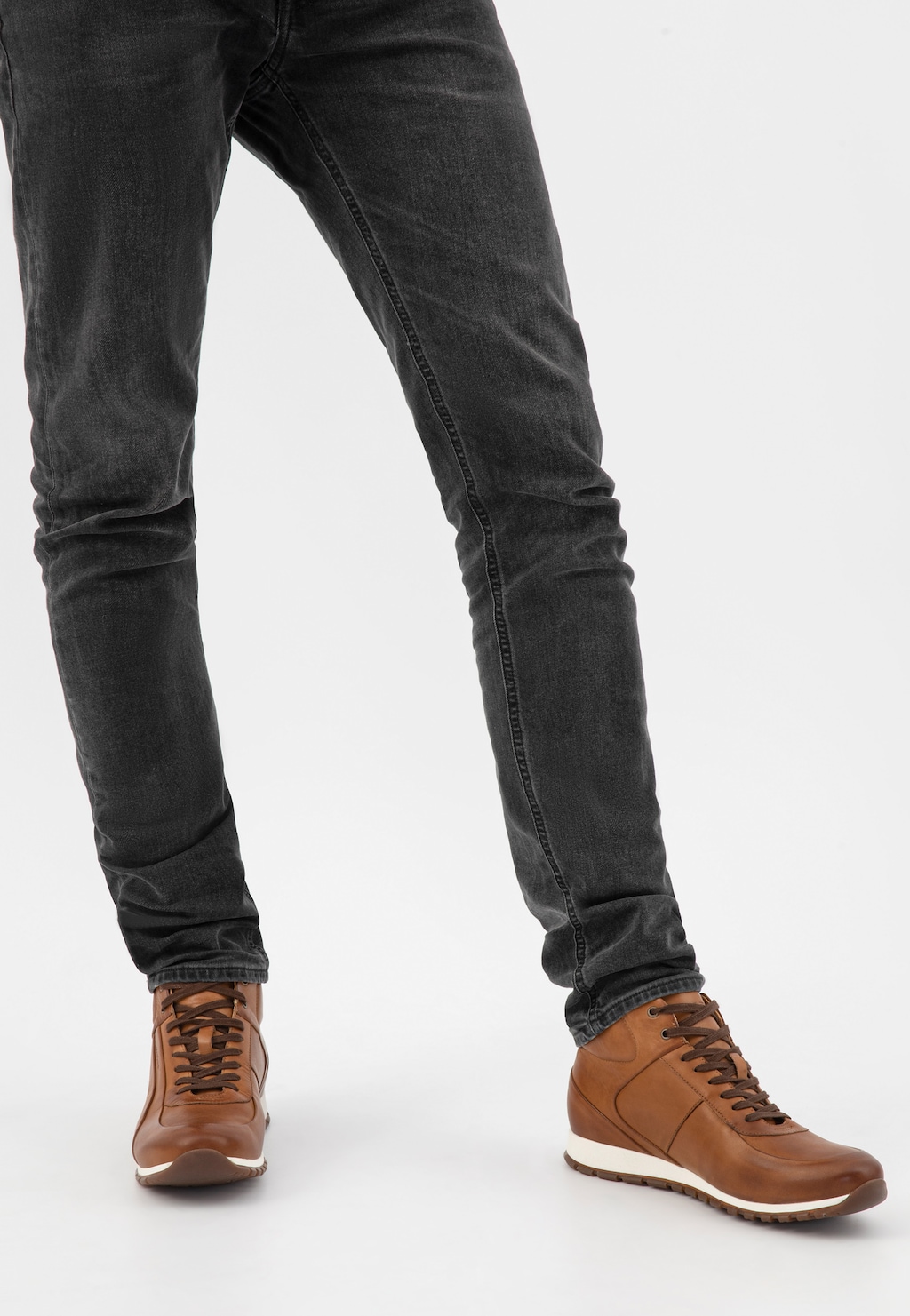 Pánske poltopánky z hnedej lícovej kože sú ideálne na jeseň 9166-53 Widok 9