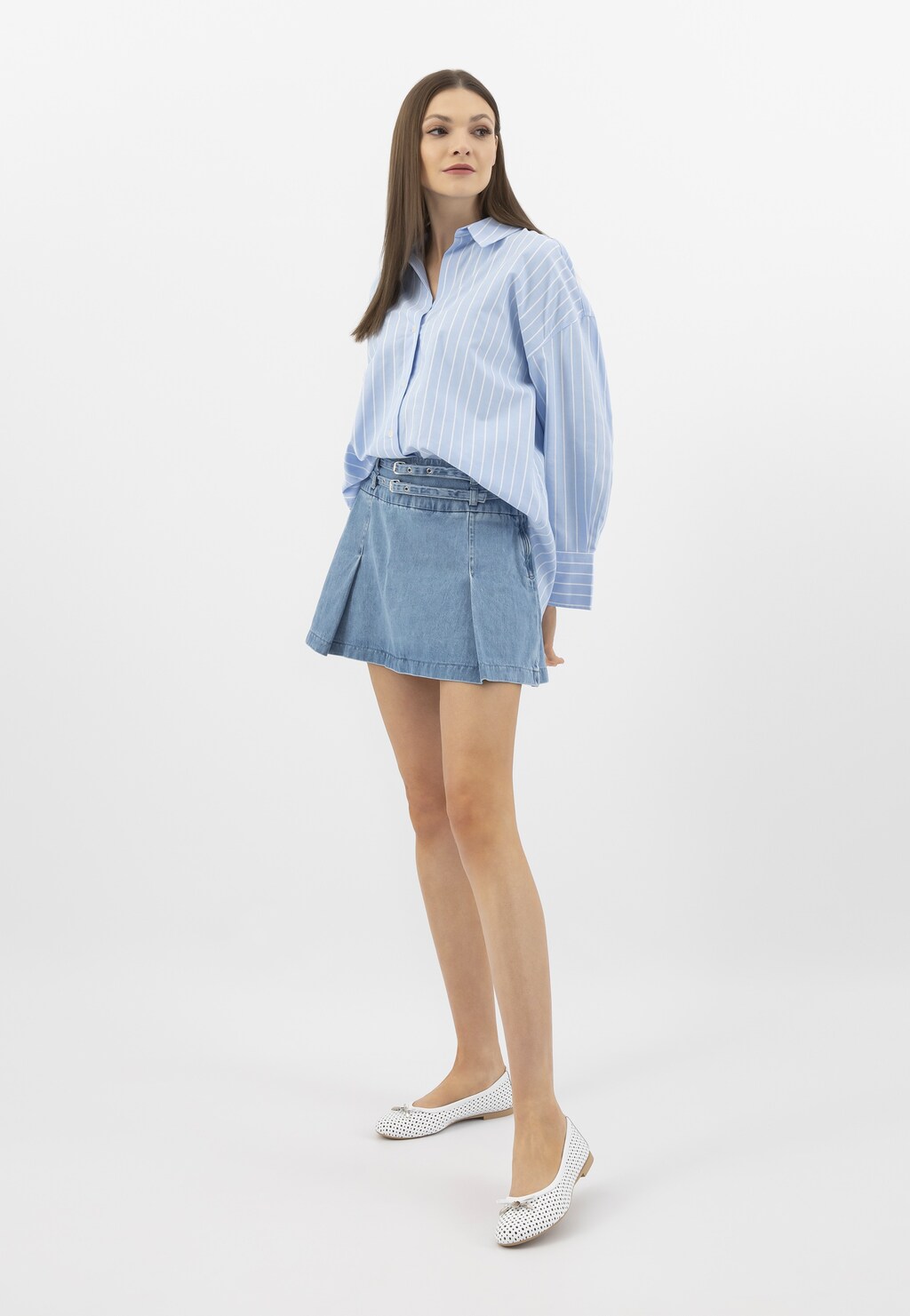 Białe wygodne baleriny damskie ze skóry licowej 44006-59 Widok 1