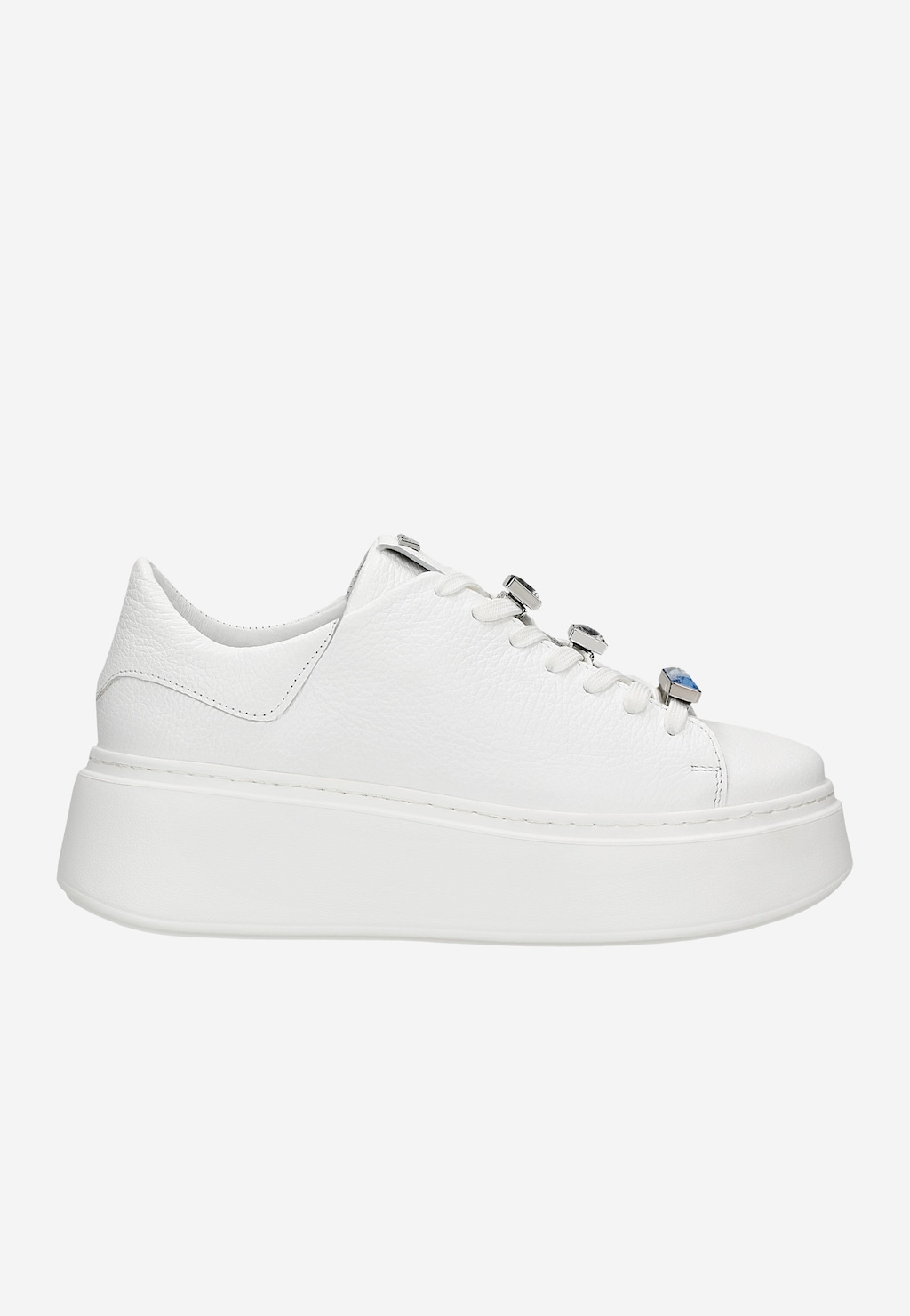 Pohodlné dámske poltopánky od značky Wojas, biela koža 46283-77 Widok 2