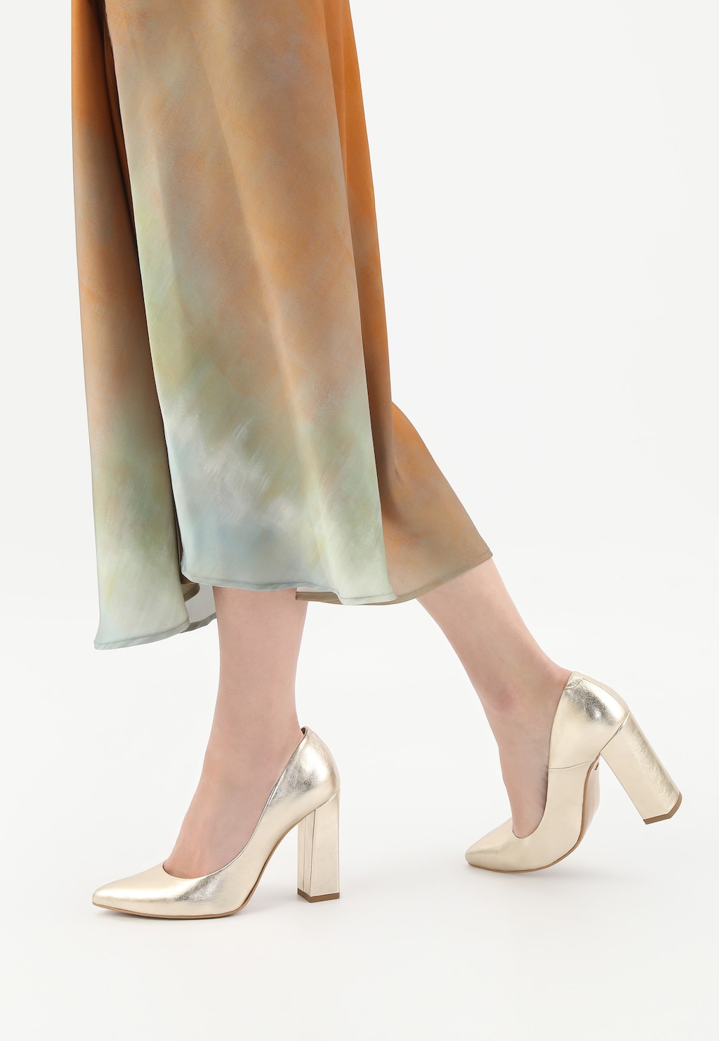 Zlaté lodičky na vysokom podpätku 35039-58 Widok 7