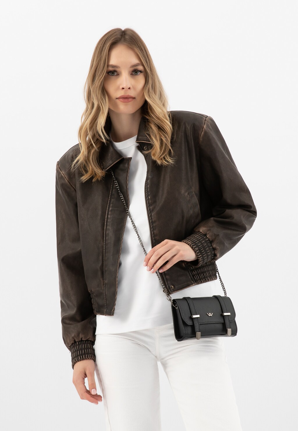 Malá černá kabelka pro každodenní nošení 80312-51 Widok 9