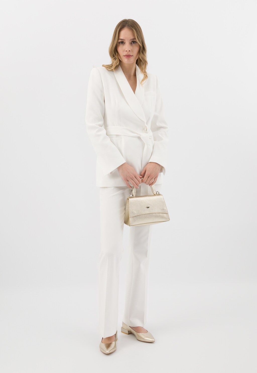 Zlaté dámske balerínky s nízkym podpätkom 46215-58 Widok 1