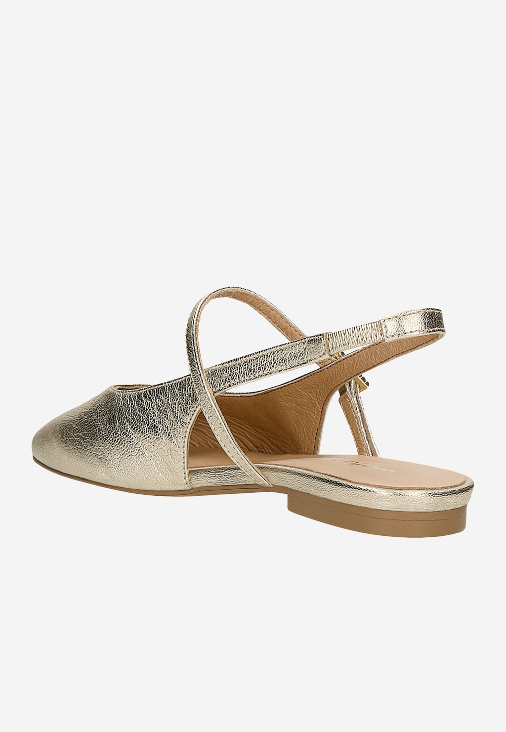Złote baleriny Wojas model 44047-58 z odkrytą piętą w widoku z boku. Eleganckie, metaliczne wykończenie skóry z paskiem wokół kostki i niskim obcasem.