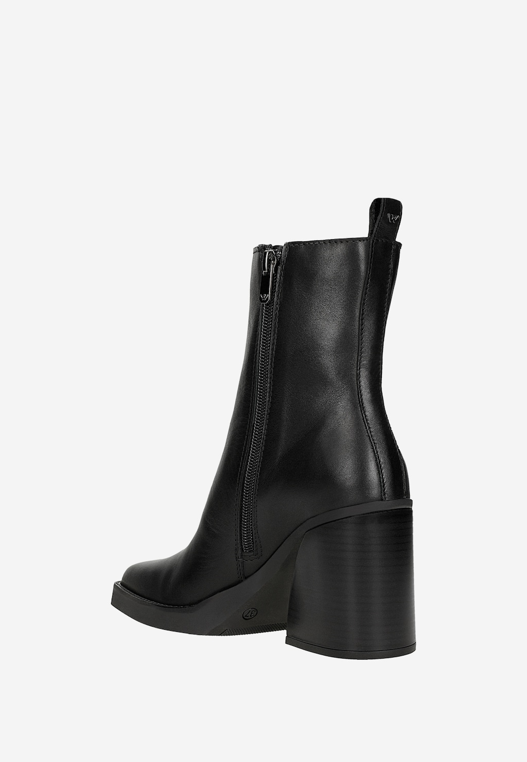 Černé dámské kožené boty se zkoseným podpatkem 55259-51 Widok 3