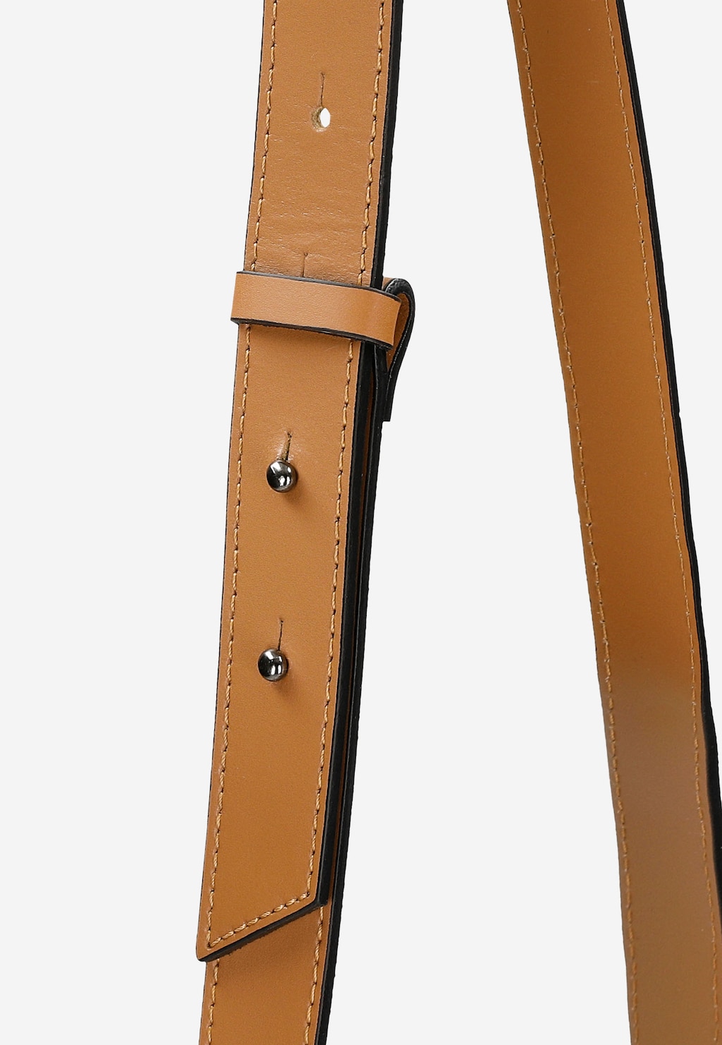 Elegancki pasek z jasnobrązowej gładkiej skóry licowej z metalowymi nitami, będący częścią torebki damskiej kuferek Wojas model 80337-53.