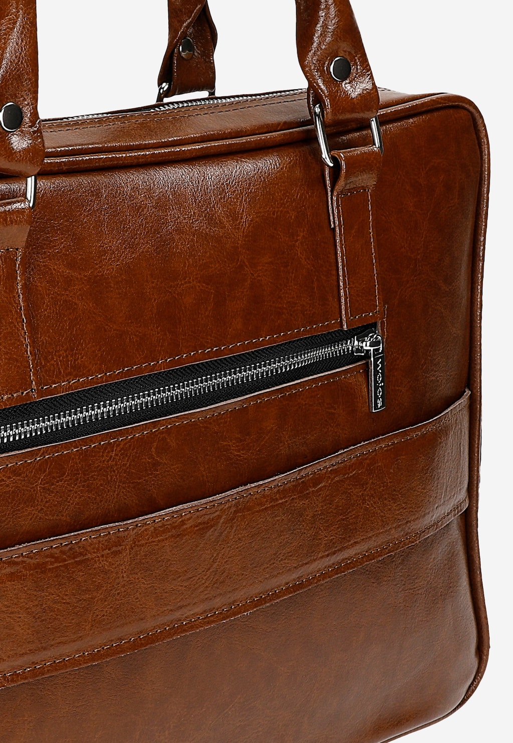 Brązowa skórzana torba męska Wojas model 80074-53 z zewnętrzną kieszenią zapinaną na zamek, uchwytami z metalowymi okuciami i przegrodą na laptopa - idealna na co dzień.