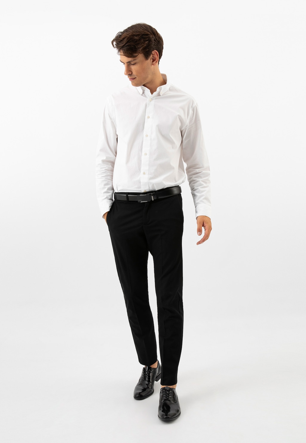 Lakované černé kožené pánské elegantní boty s podpatkem 10185-31 Widok 1