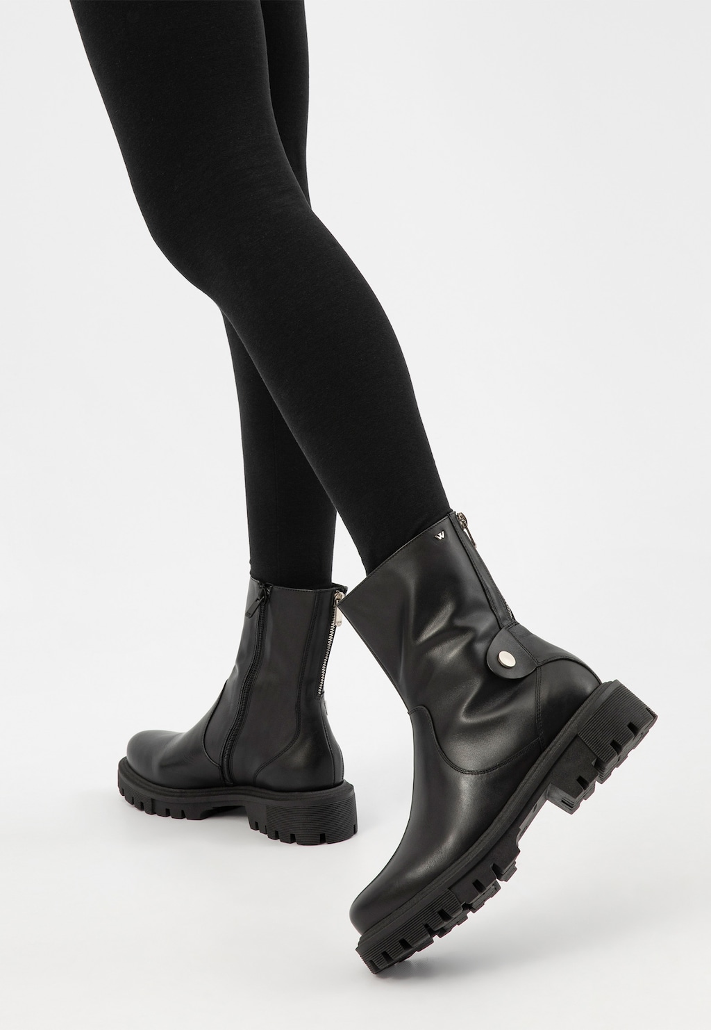 Černé dámské kožené boty 55267-51 Widok 7