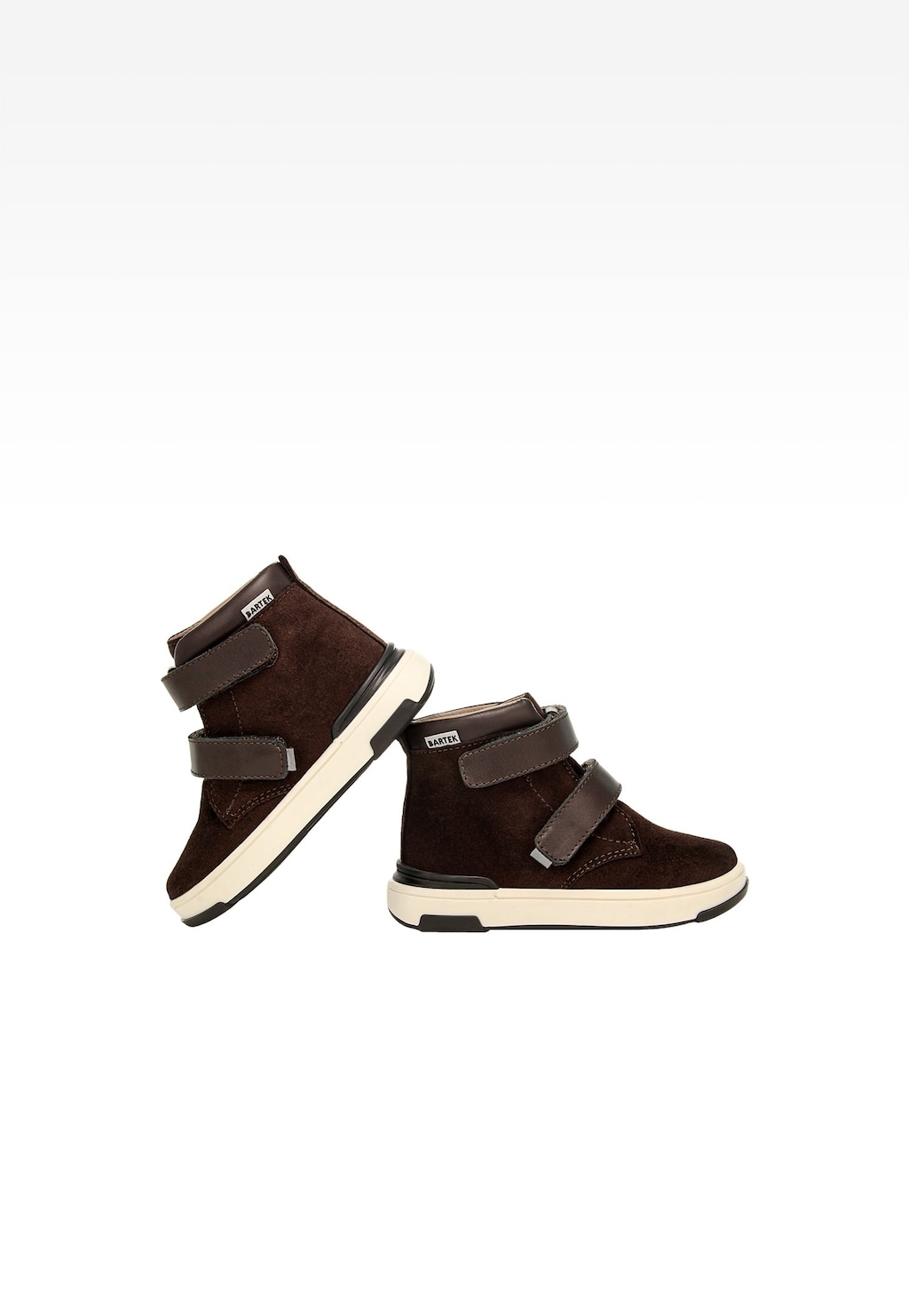 Hnědé kotníkové boty BARTEK 1198503 z kombinace semišové a hladké kůže Widok 6