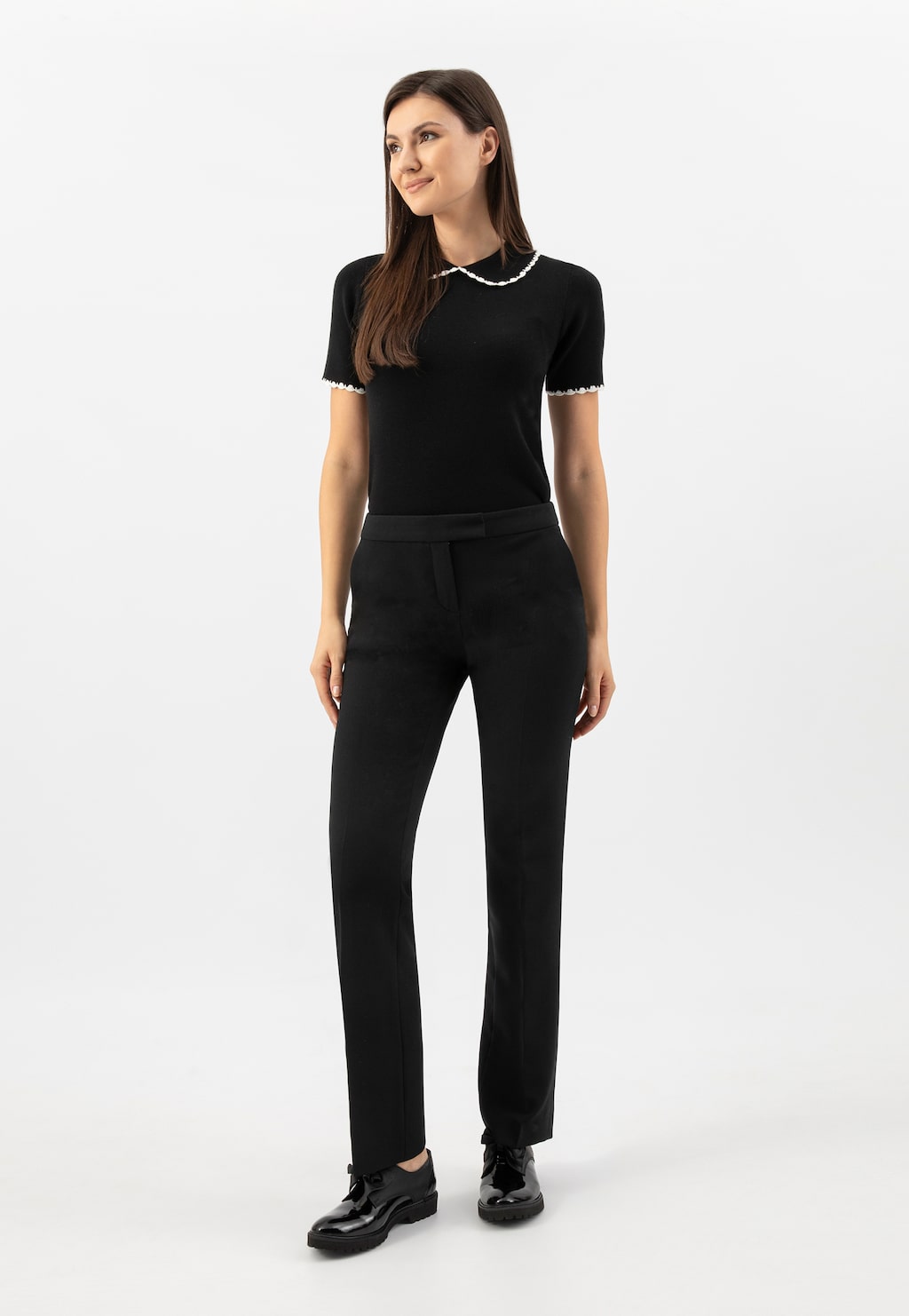 Černé dámské mokasíny s lakovanými prvky 46319-71 Widok 1