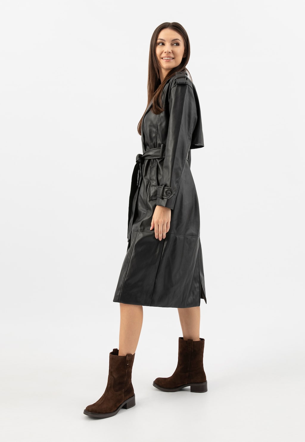 Hnědé nazouvací kotníkové boty na nízkém podpatku 55297-62 Widok 8