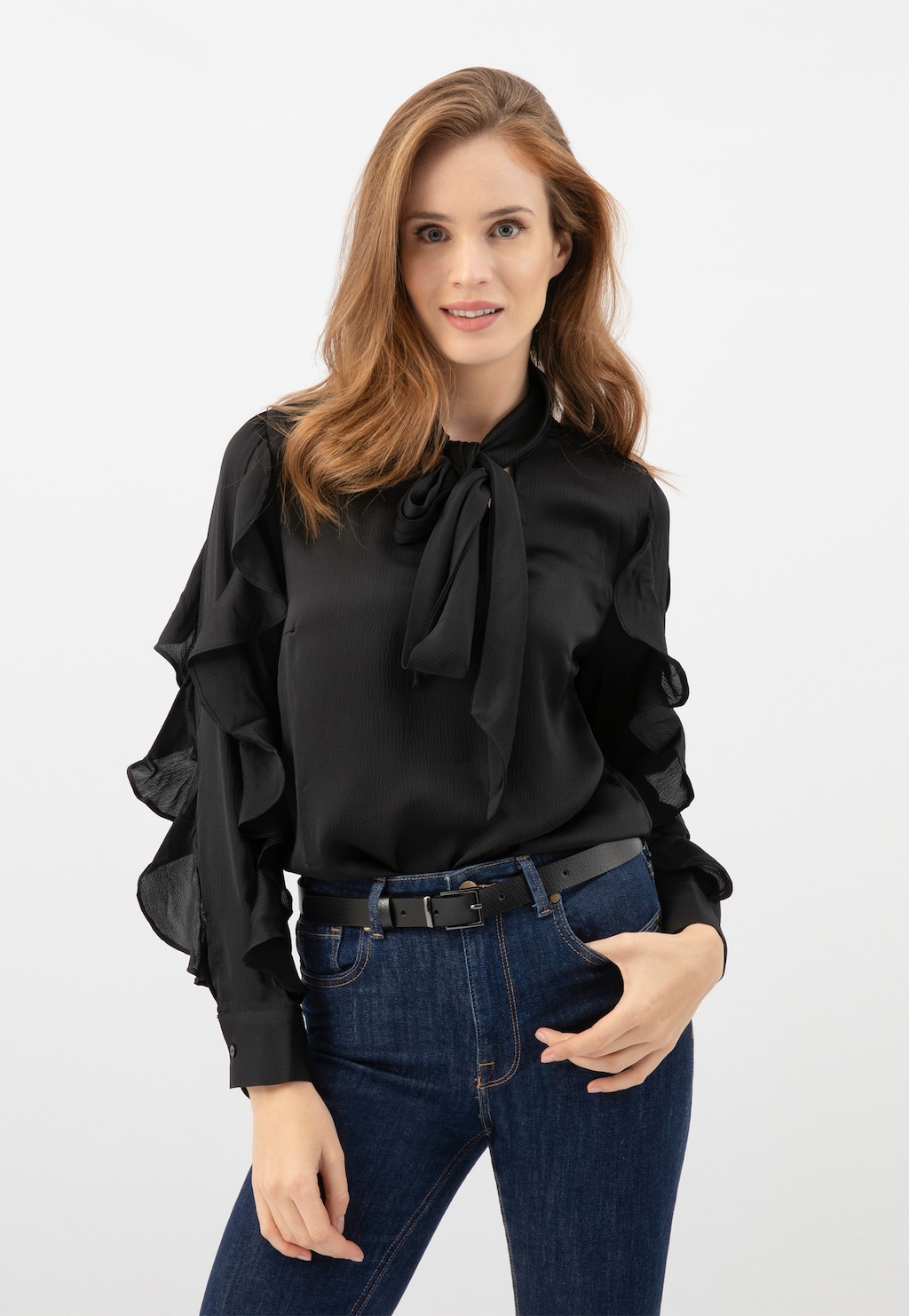 Černý dámský pásek z hladké kůže s tmavou sponou 9961-71 Widok 1