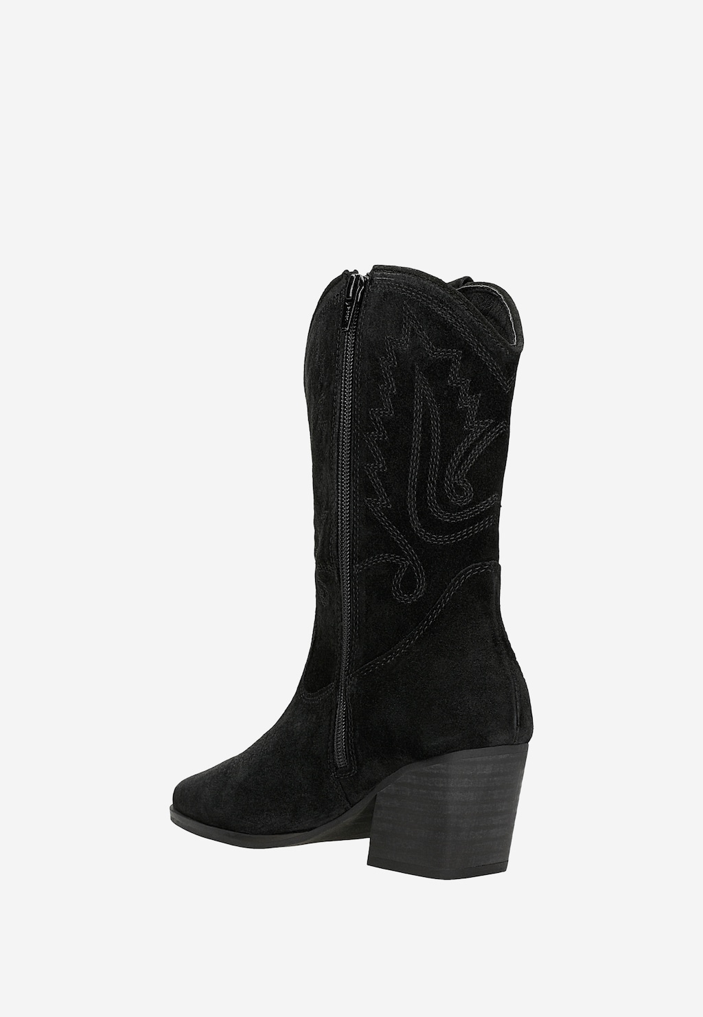 Czarne kowbojki Wojas model 55194-61 z dwoiny, widok z boku. Ozdobne przeszycia w stylu western, zamek boczny i masywny obcas. Elegancki but z długą cholewką.